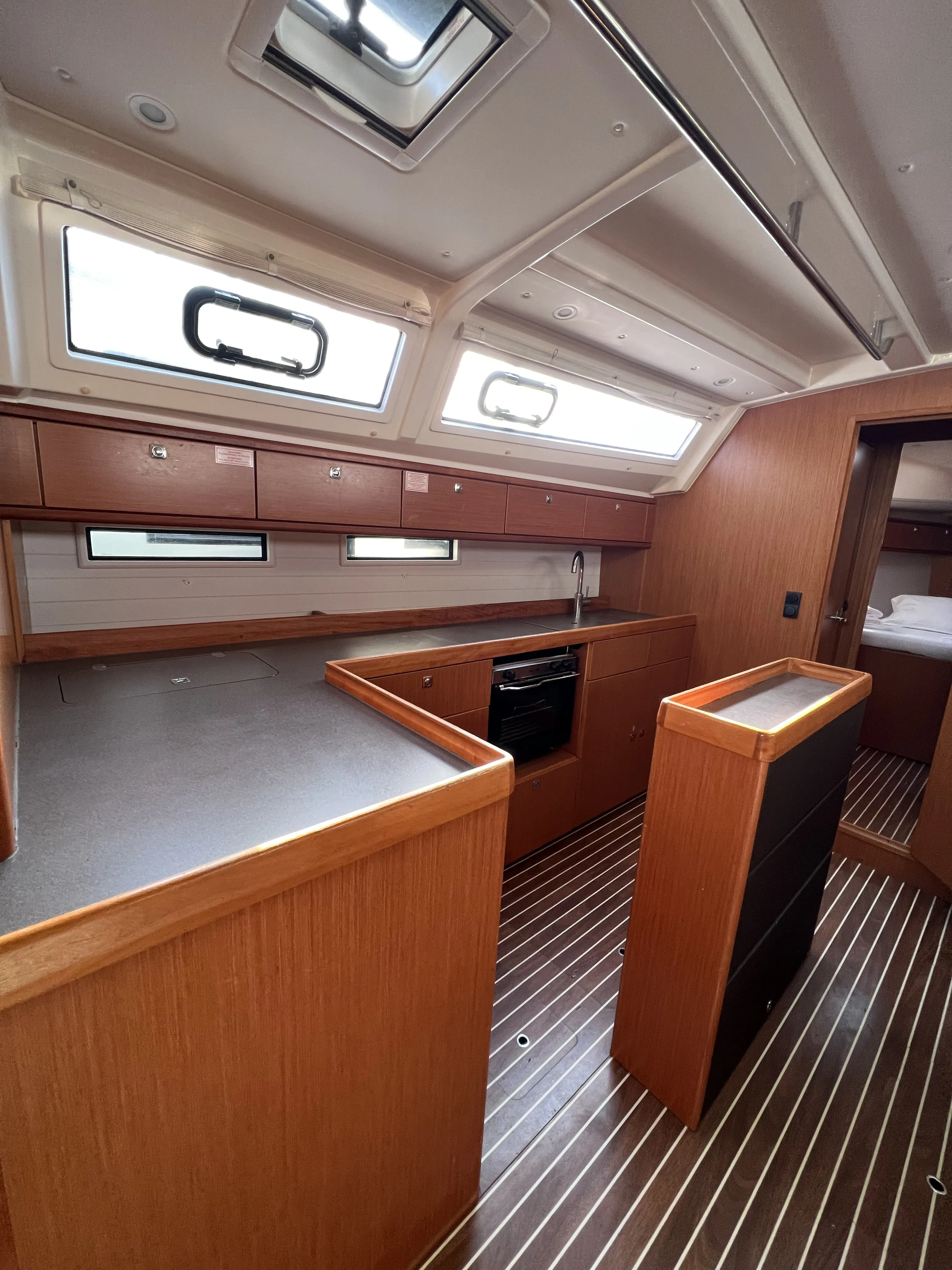 Image slide 128221