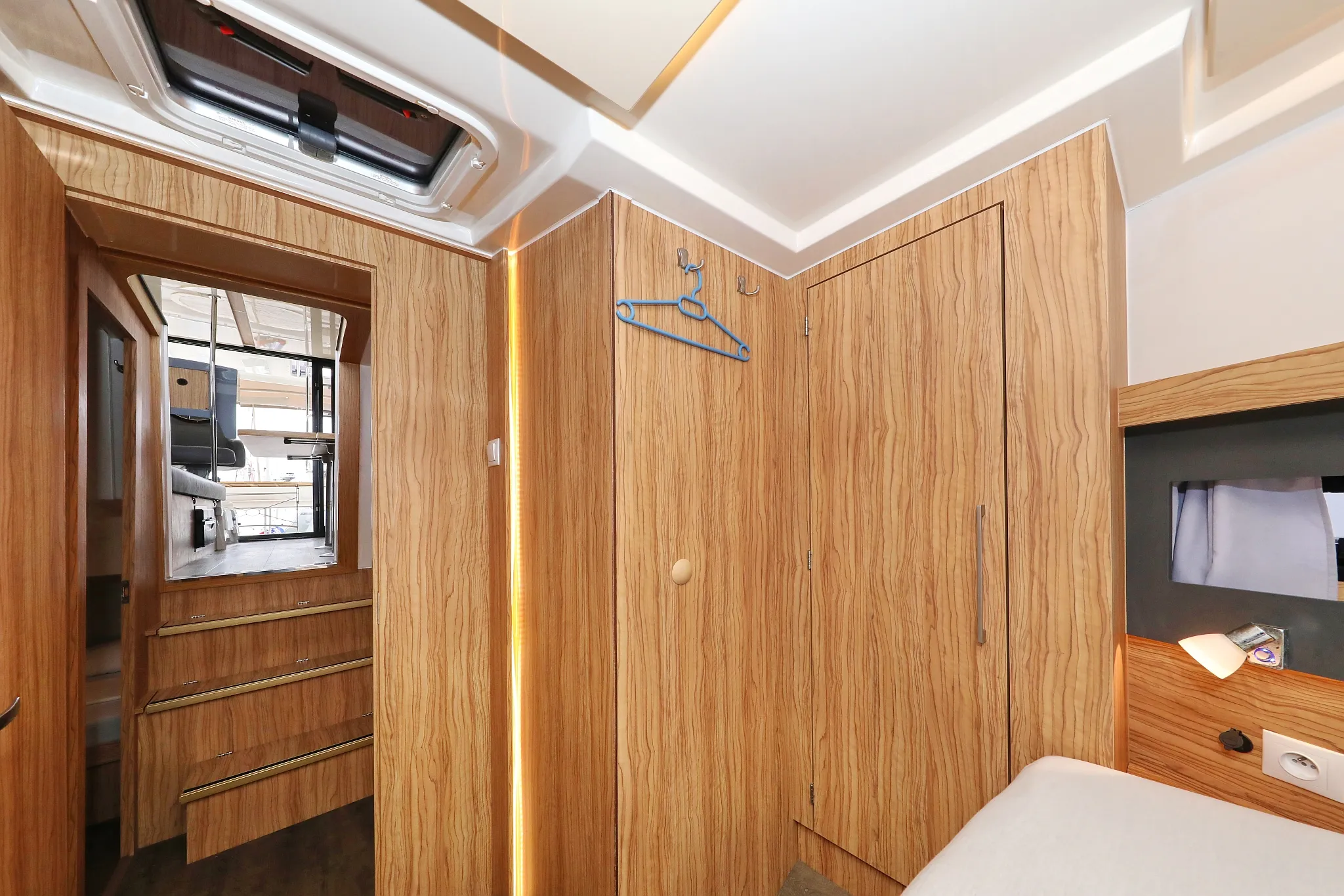Image slide 12825