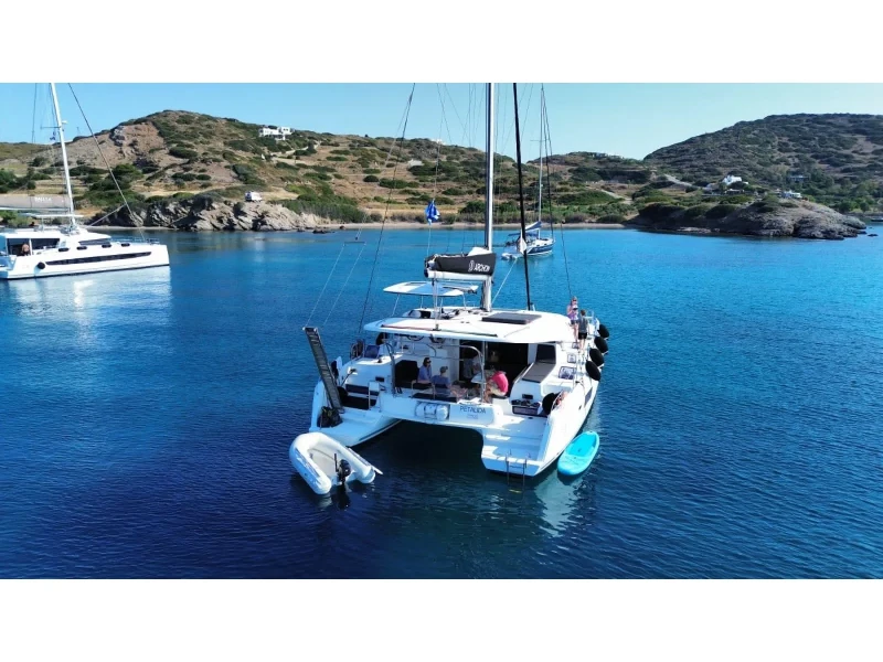 Lagoon 42 Petalida boat image