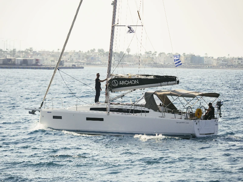 Sun Odyssey 380 Albion boat image