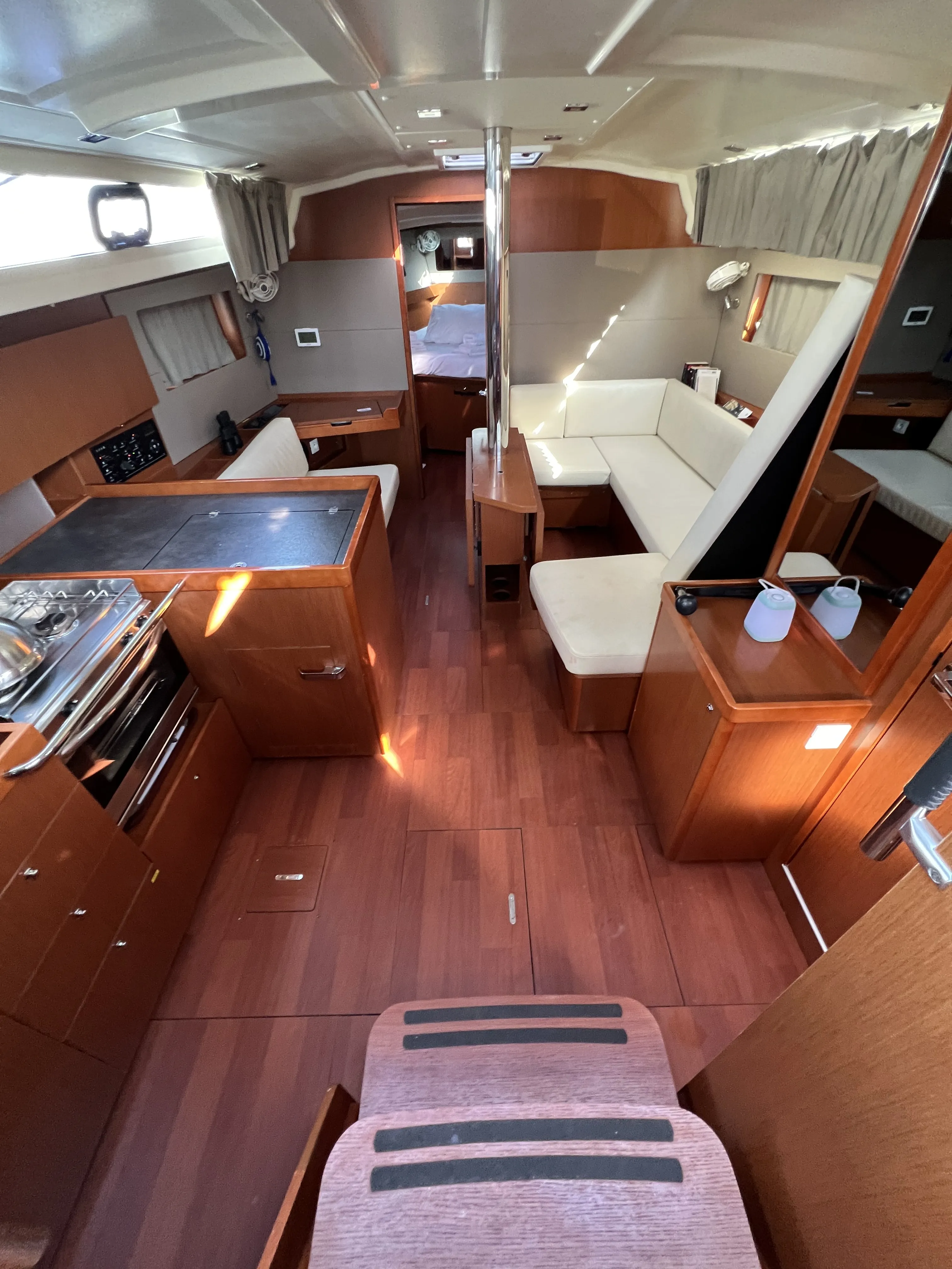 Image slide 128512