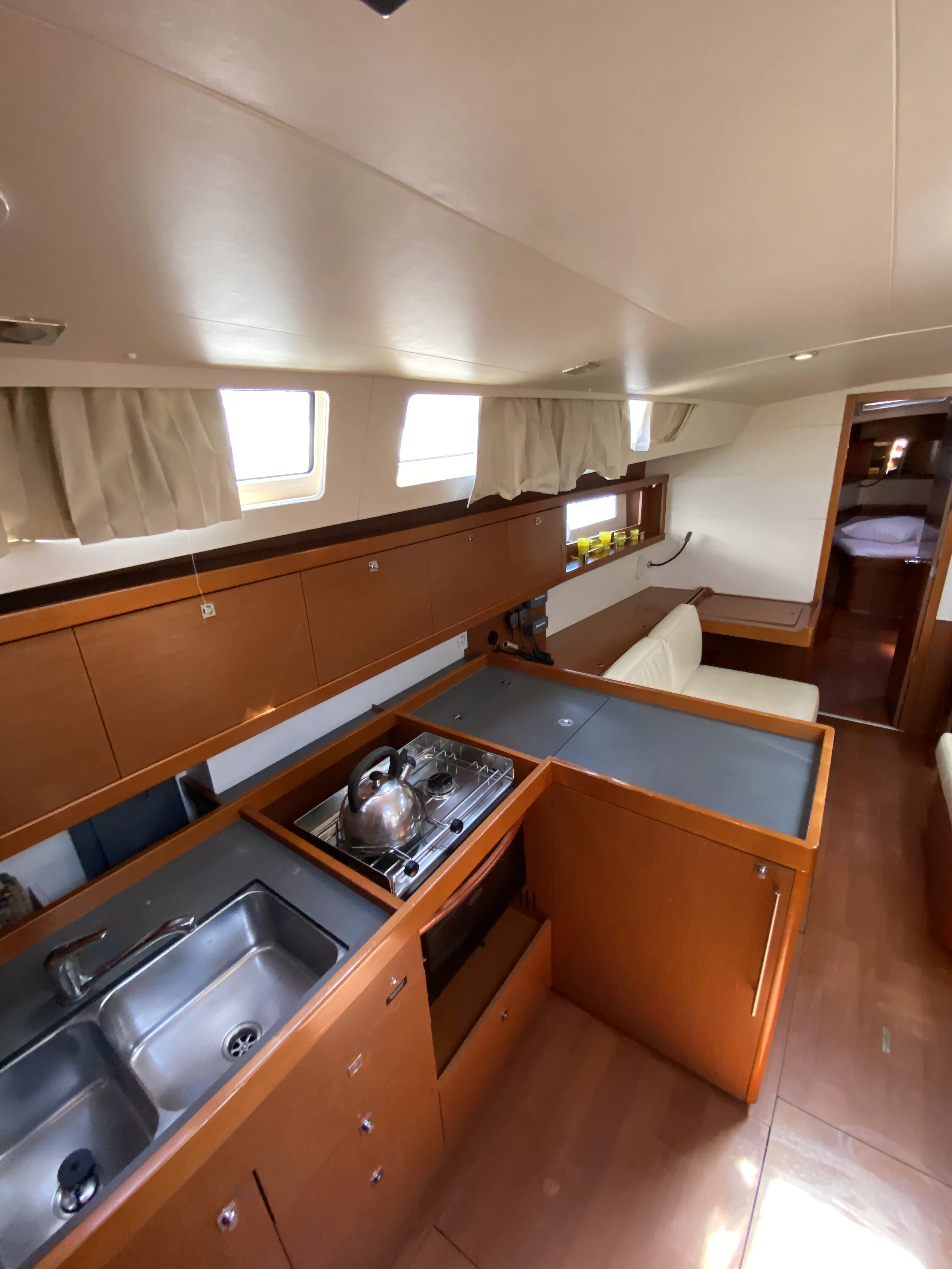 Image slide 128884