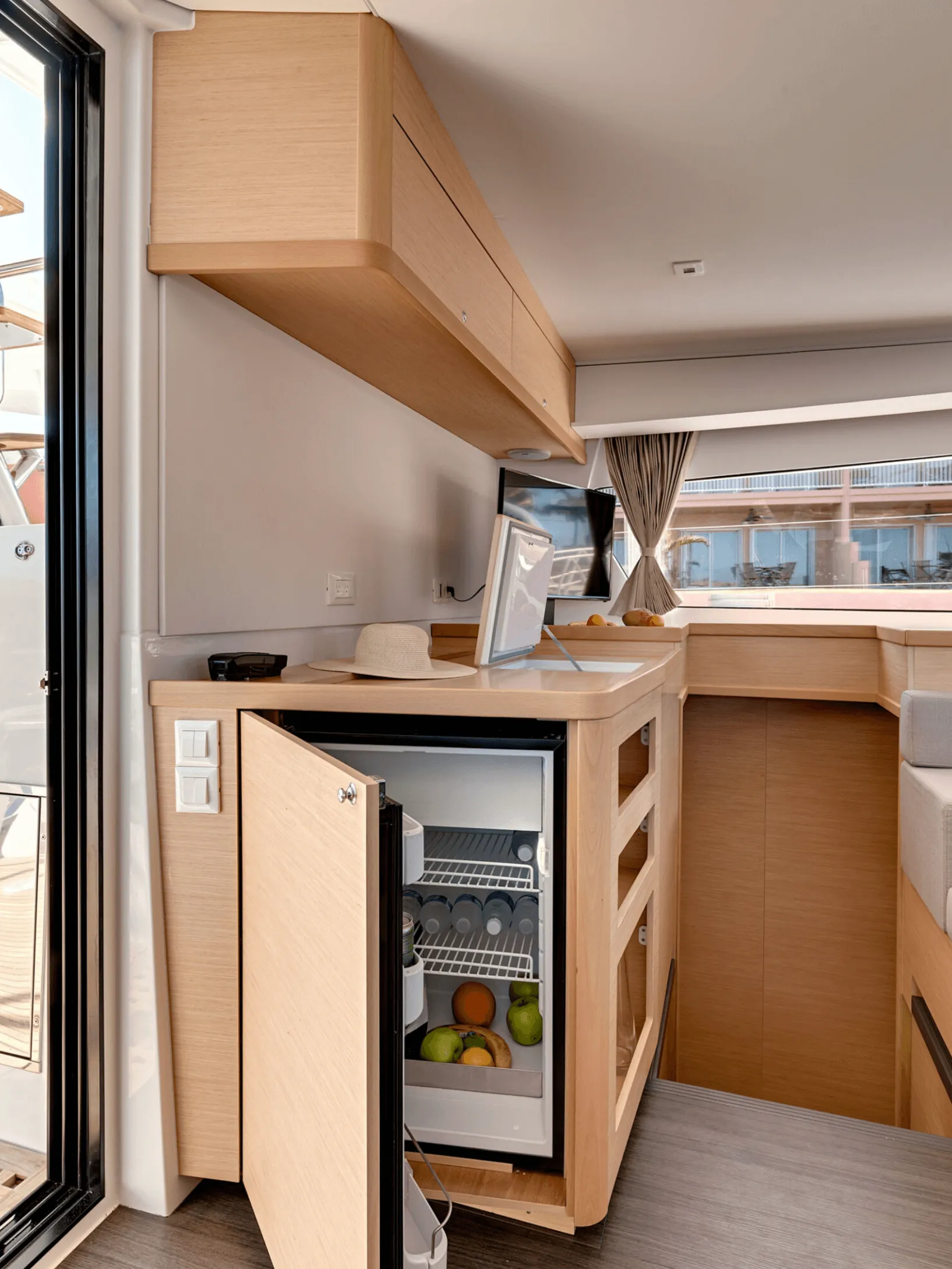 Image slide 129040
