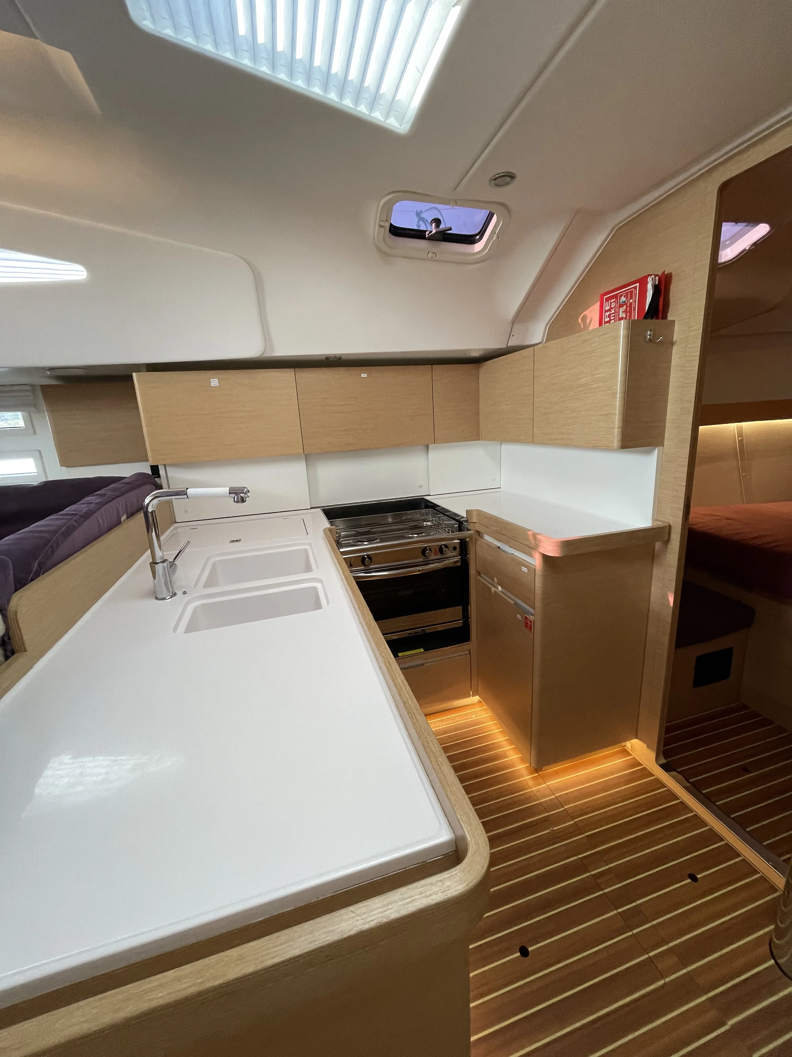 Image slide 129683