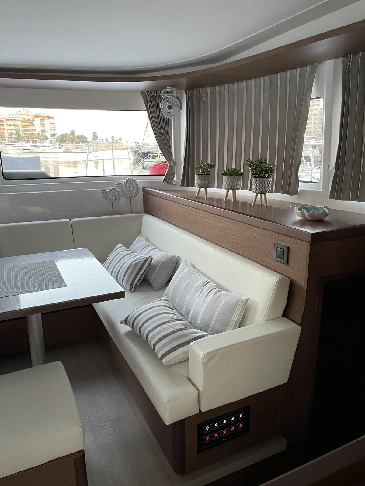 Image slide 129764