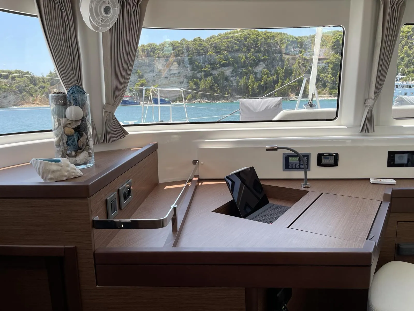 Image slide 129774