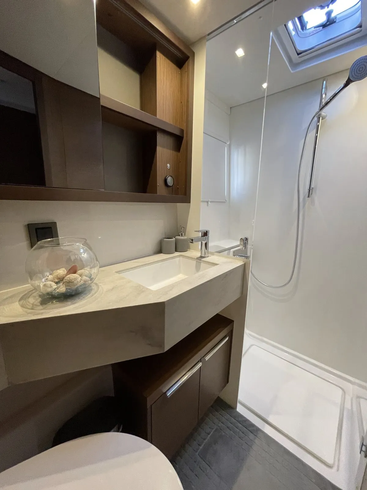 Image slide 129821