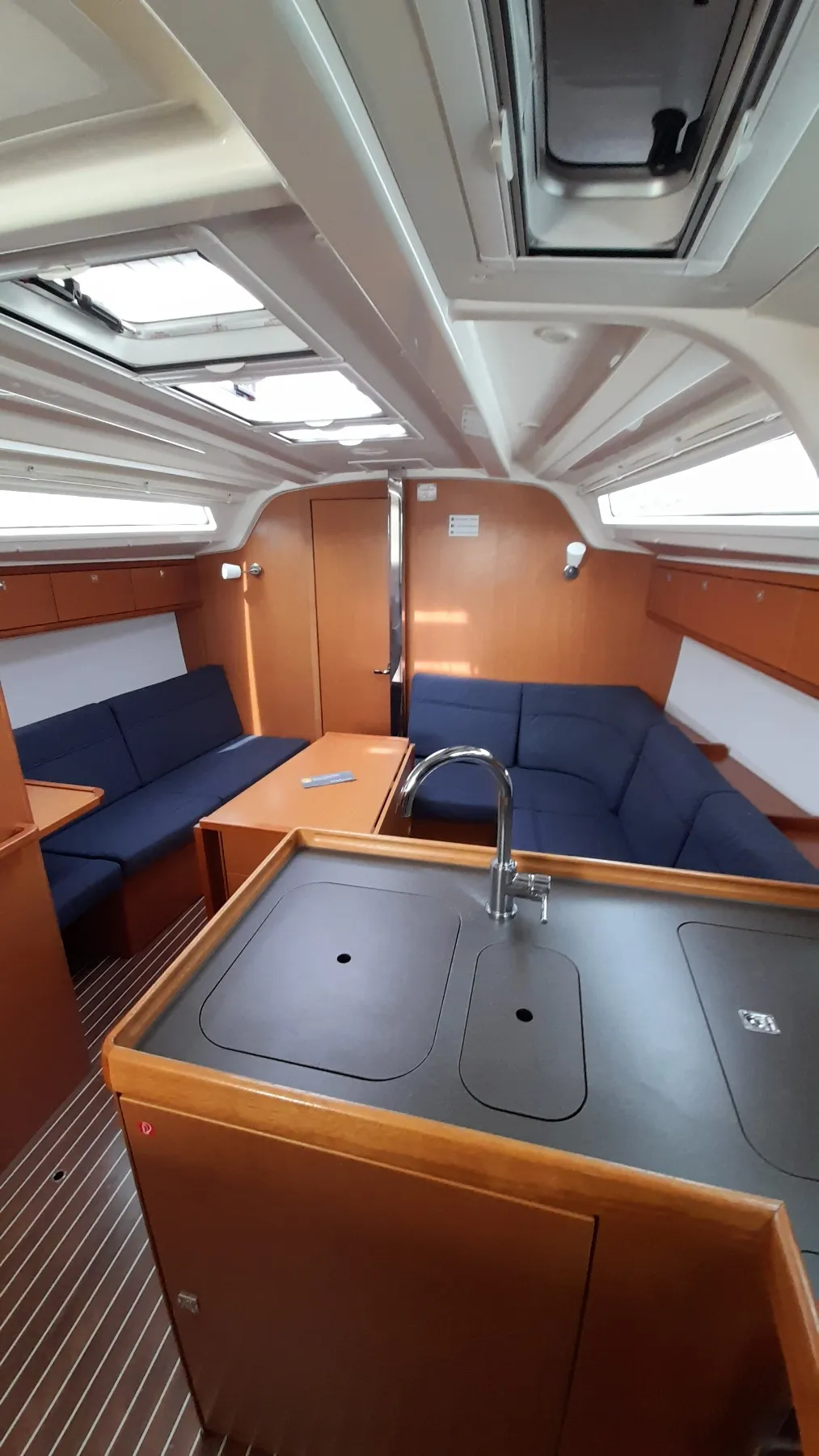 Image slide 129874