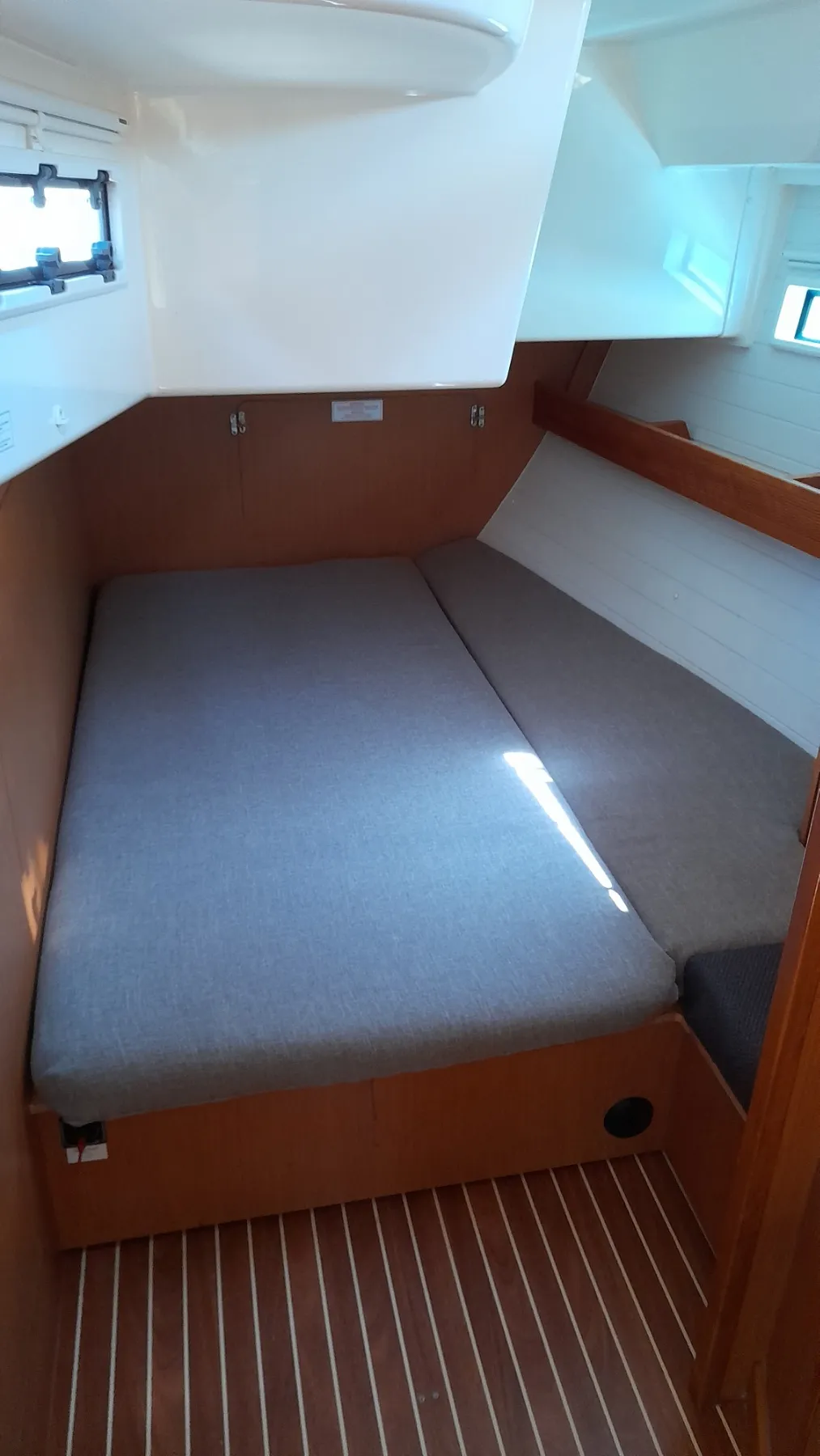 Image slide 129896