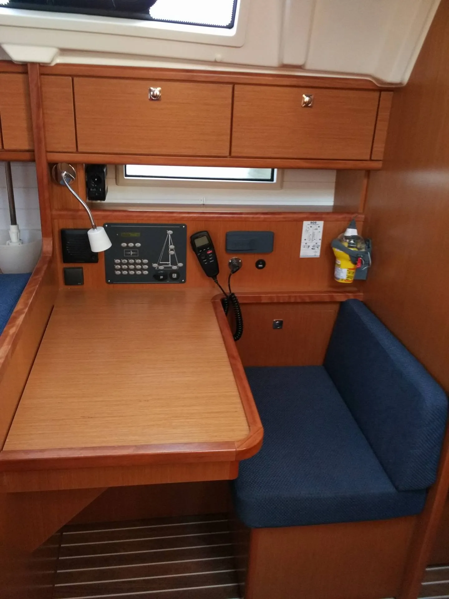Image slide 130027