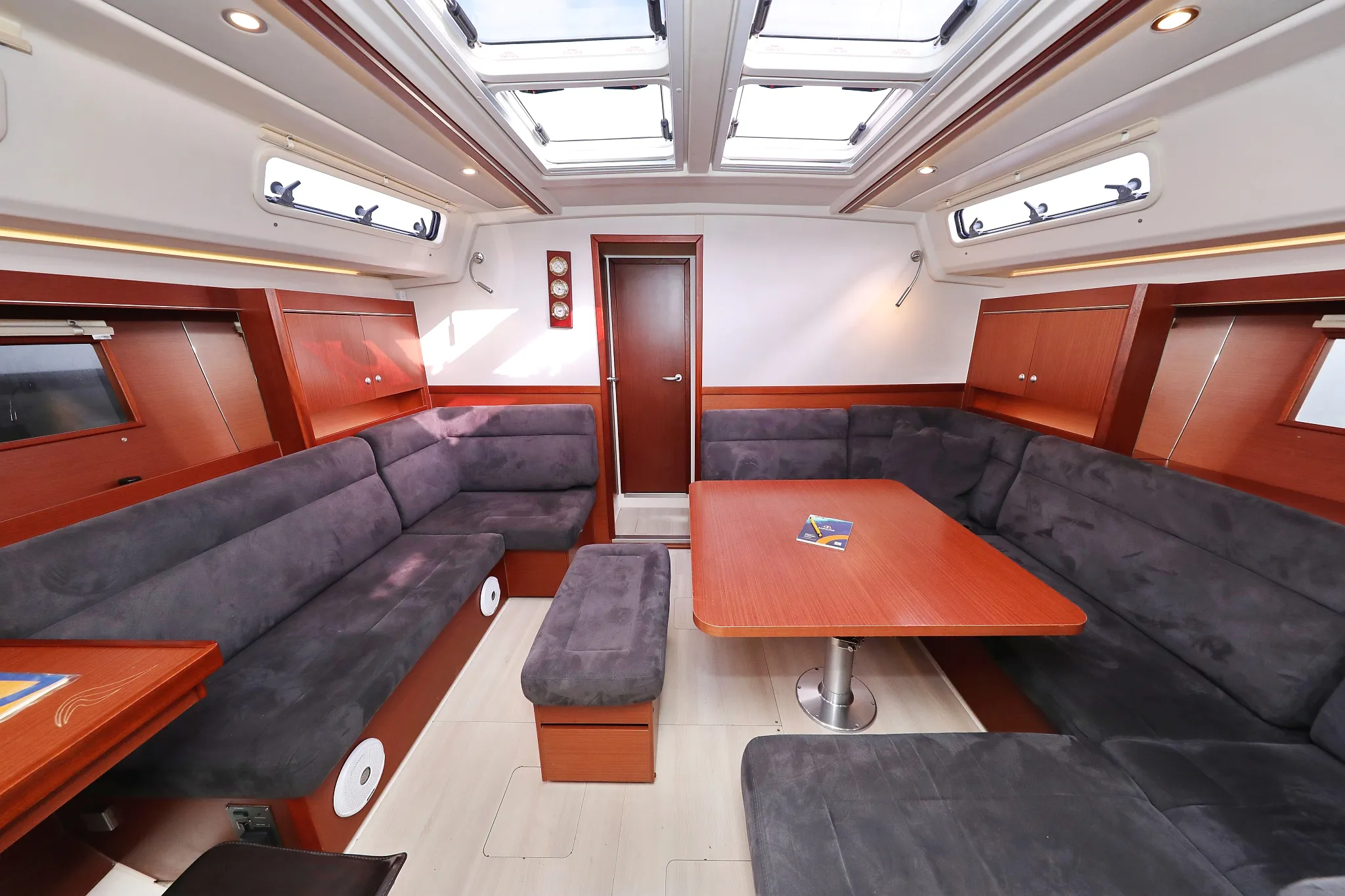 Image slide 13021