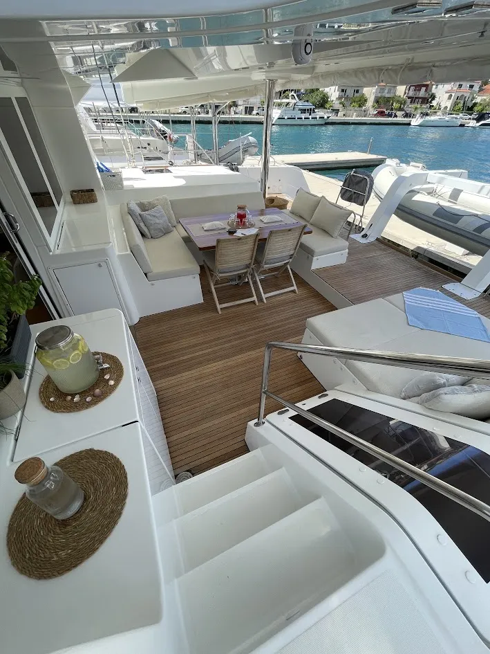 Image slide 130379
