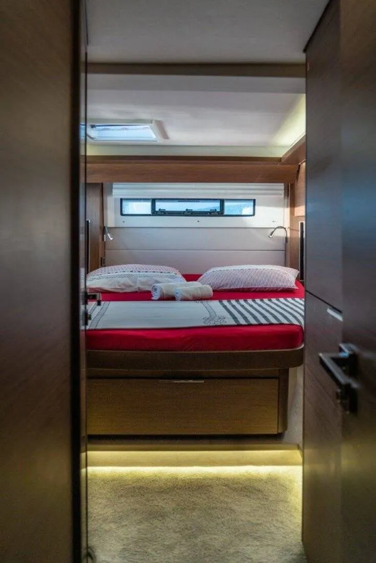 Image slide 130445