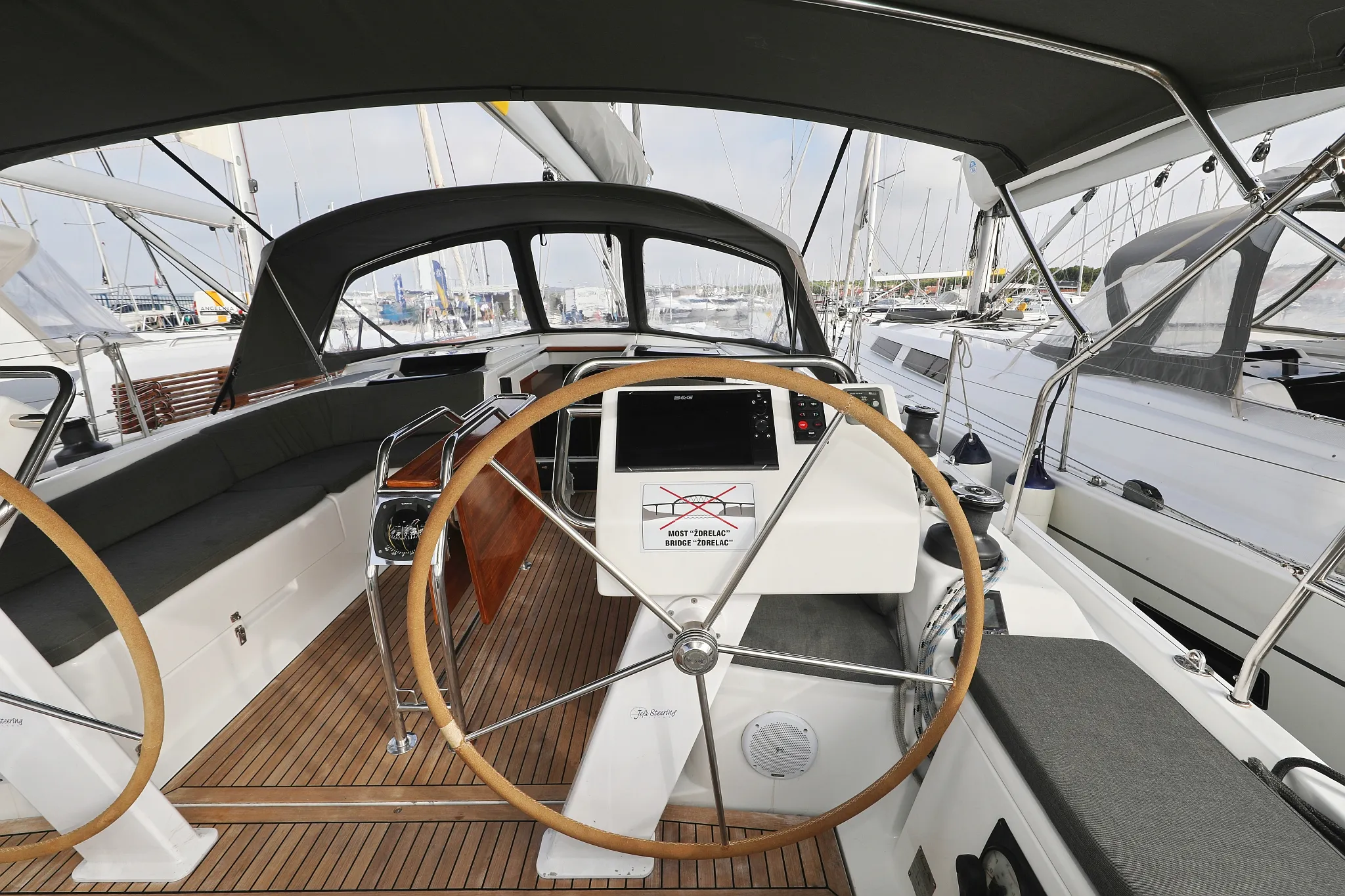 Image slide 13053