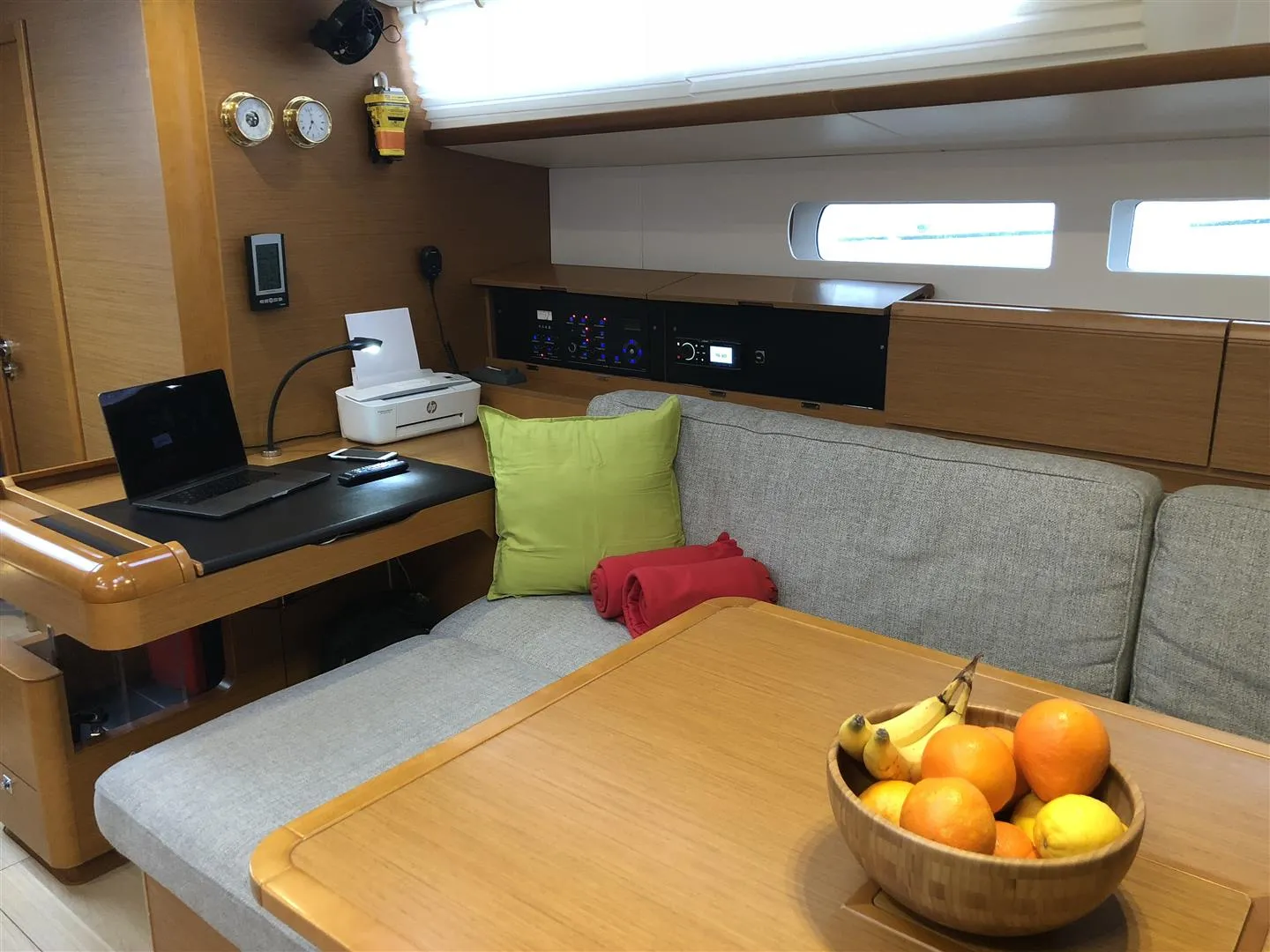 Image slide 130640