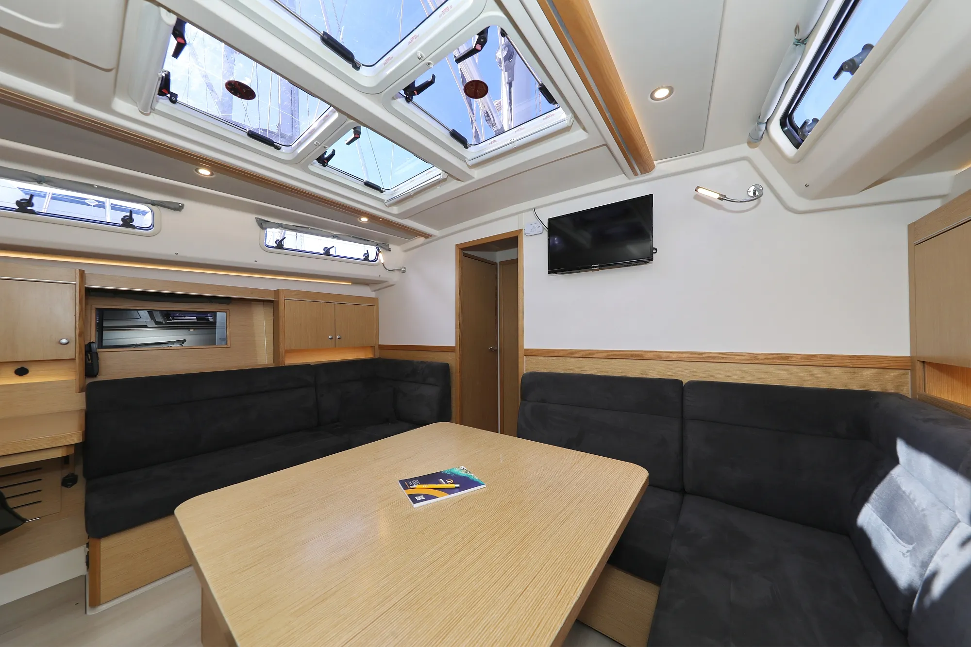 Image slide 13111