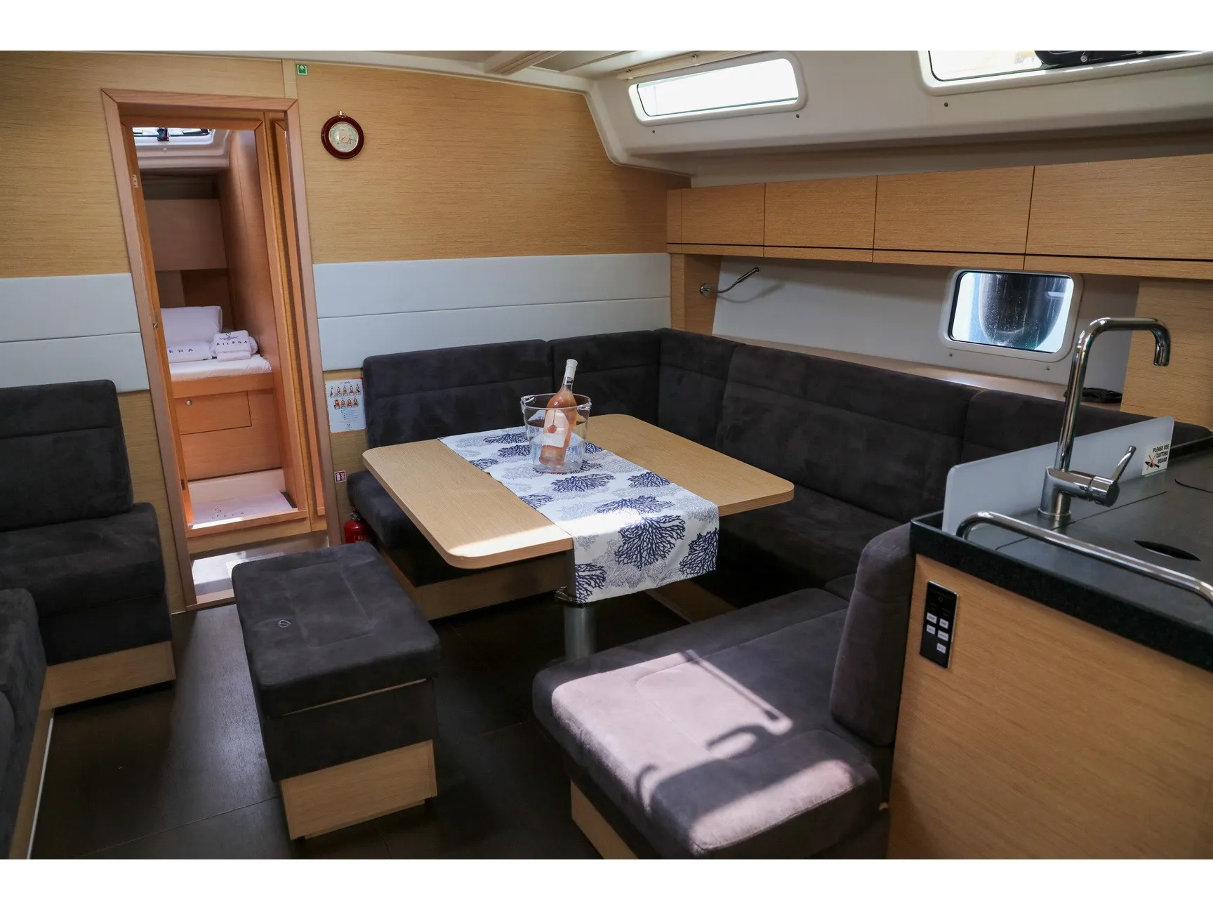 Image slide 132131