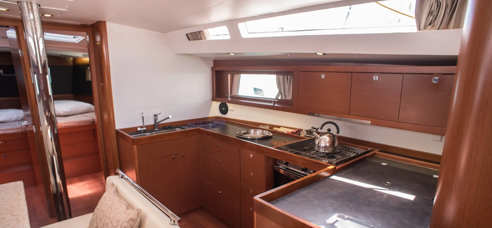 Image slide 132199