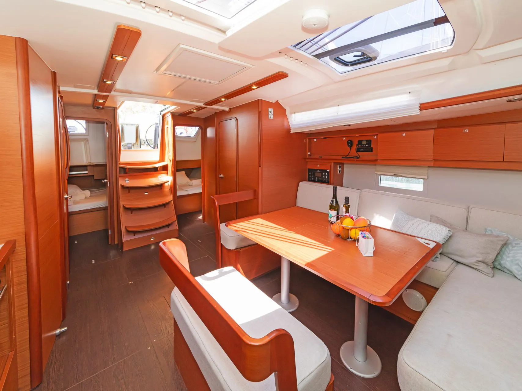Image slide 132200