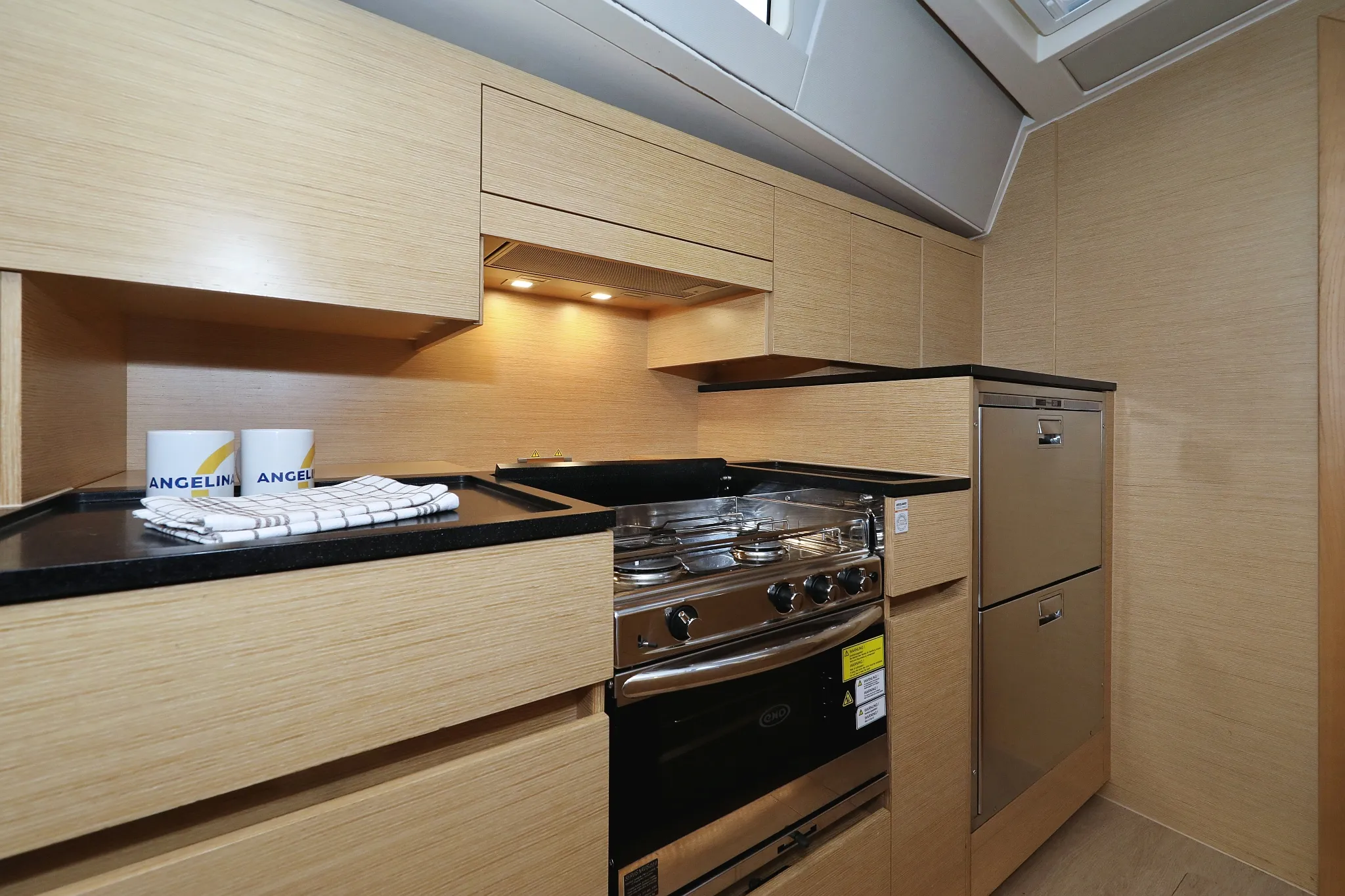 Image slide 13232