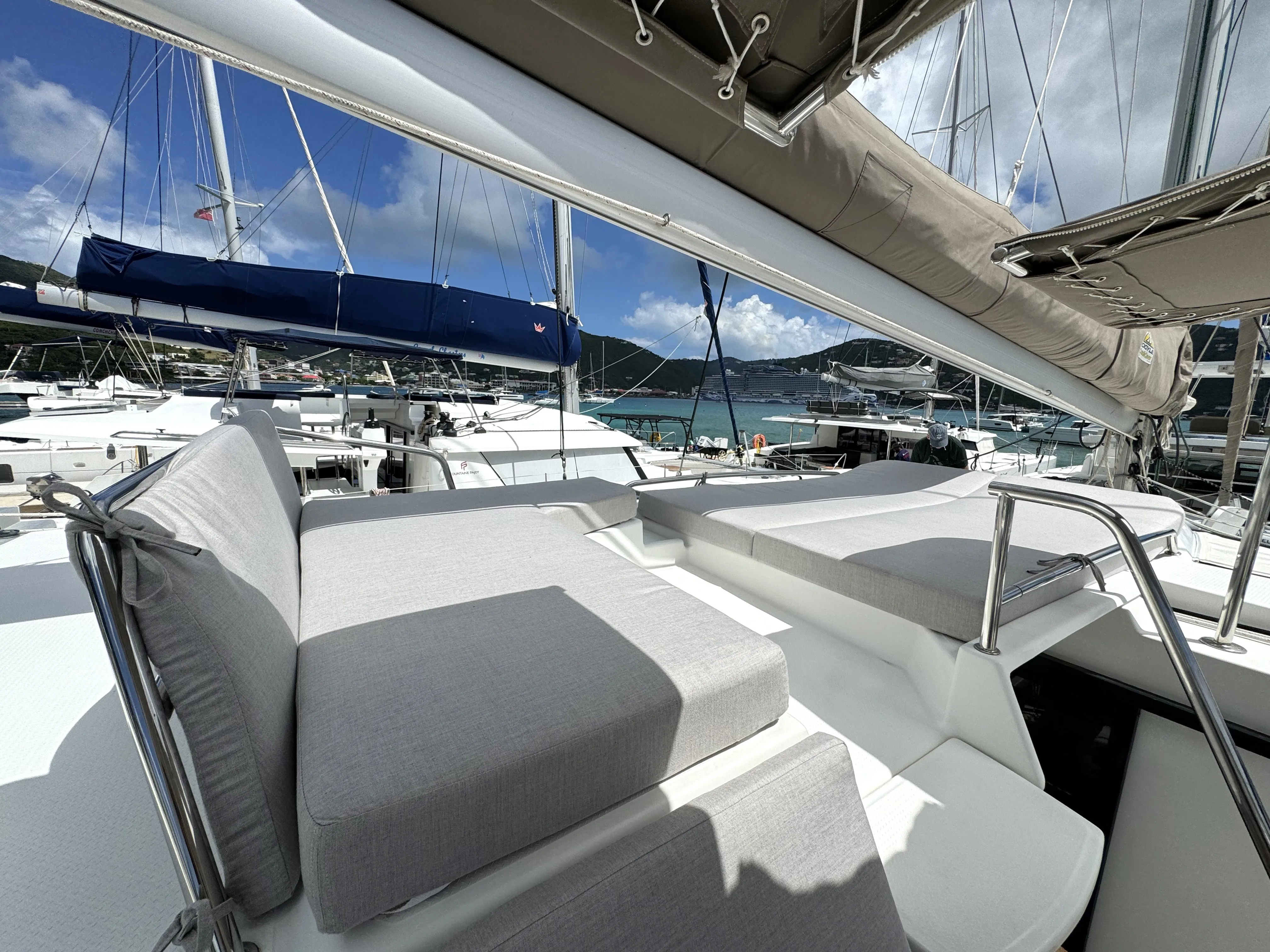 Image slide 132384