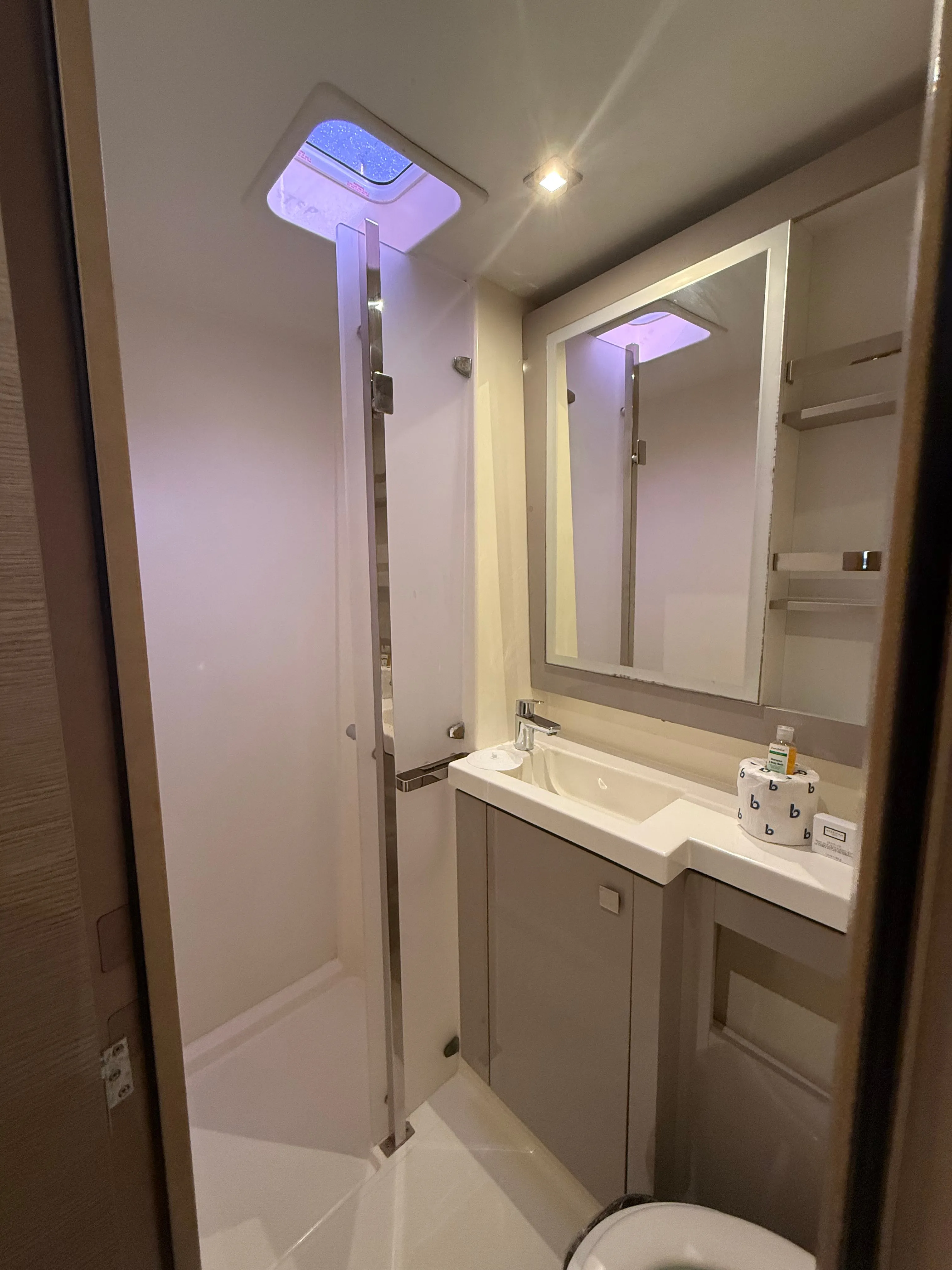 Image slide 132700