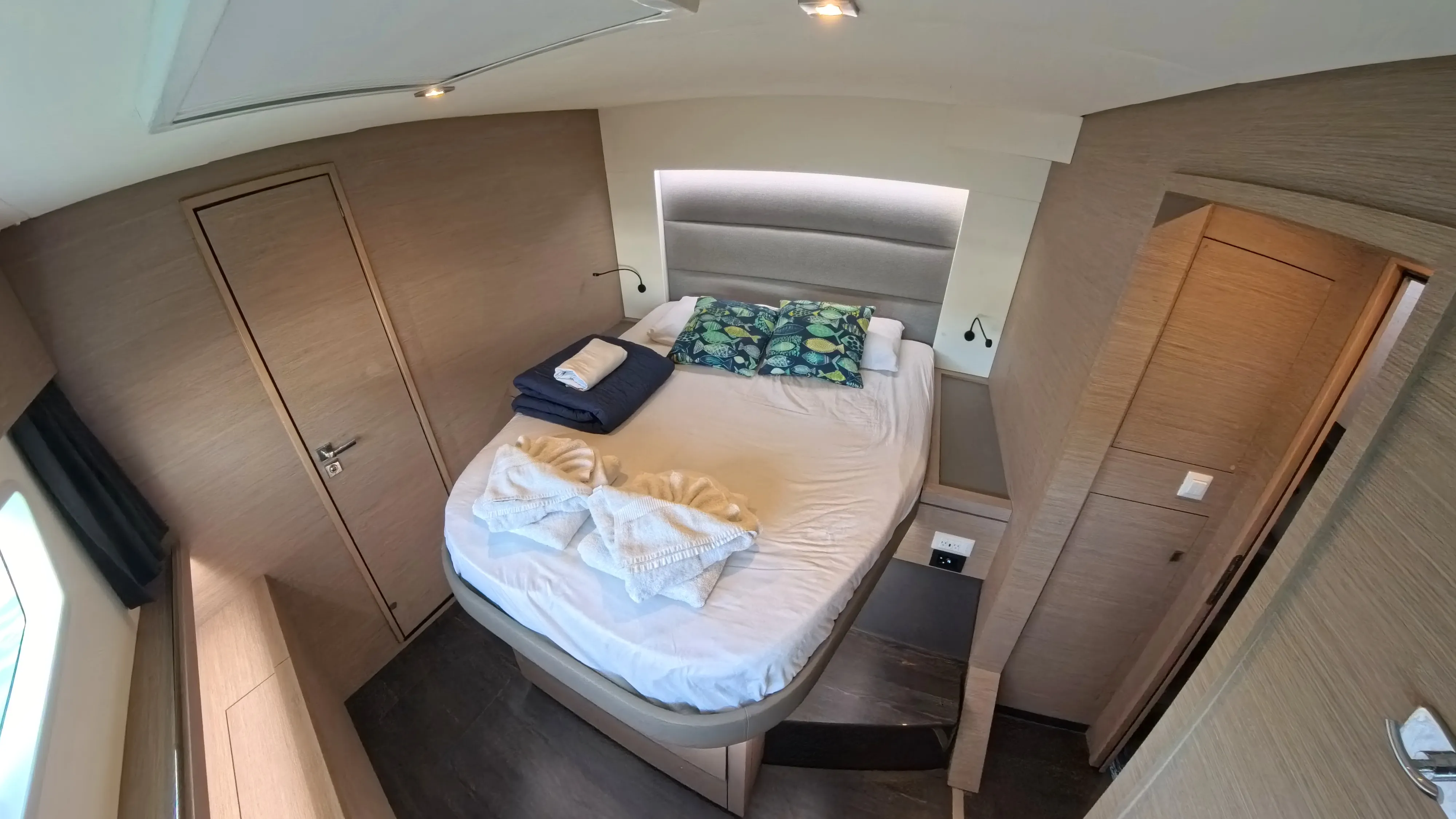 Image slide 132705