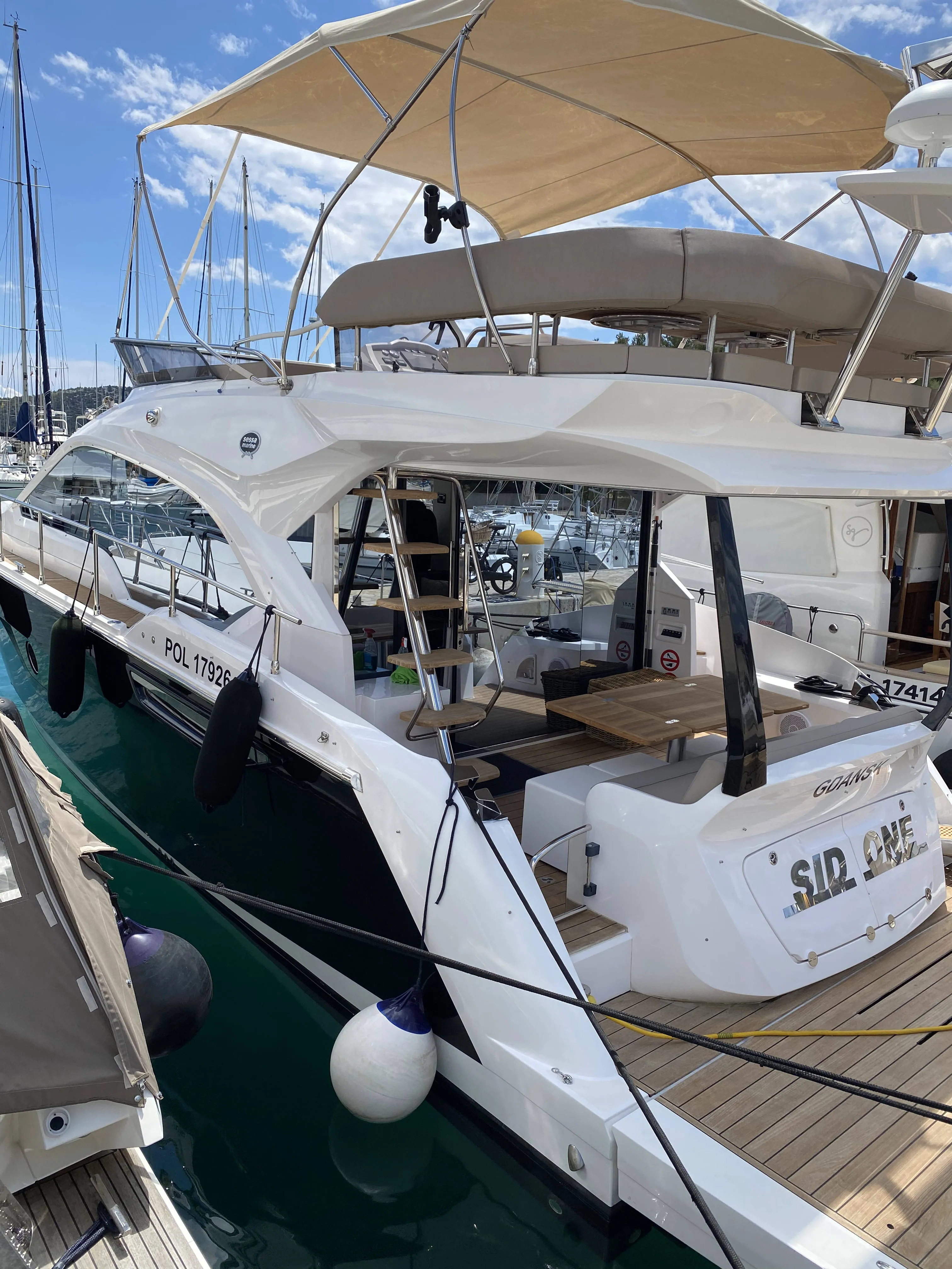 Image slide 132922