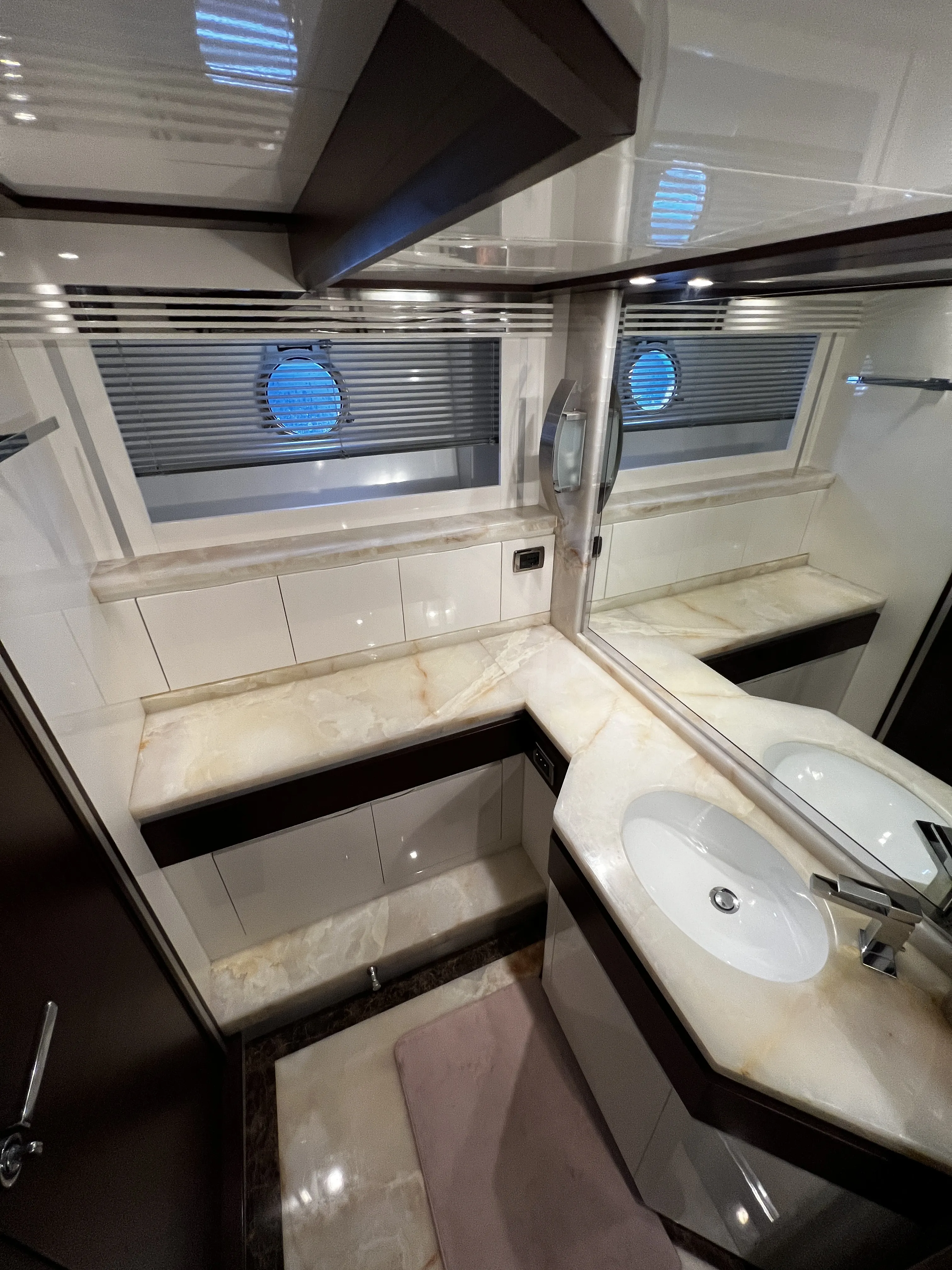 Image slide 132994