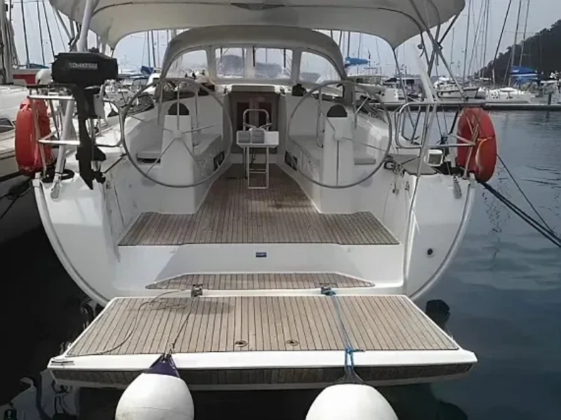 Bavaria 40 Cruiser Daidalos boat image
