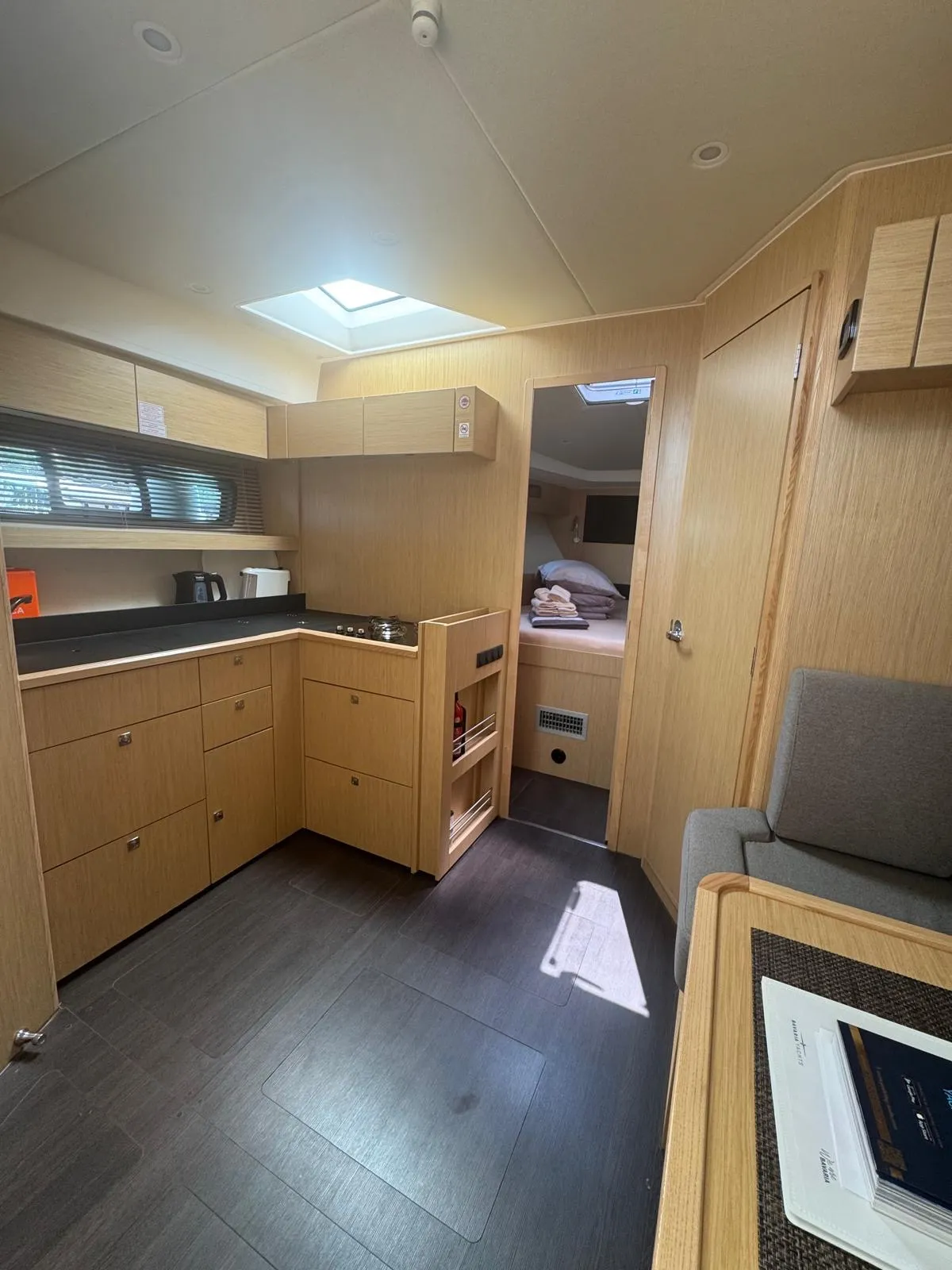 Image slide 1341