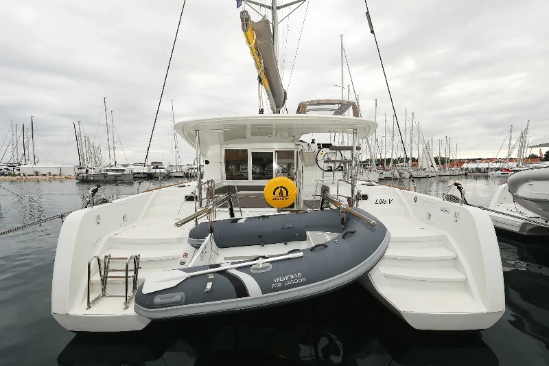 Lagoon 39 Lilla V boat image