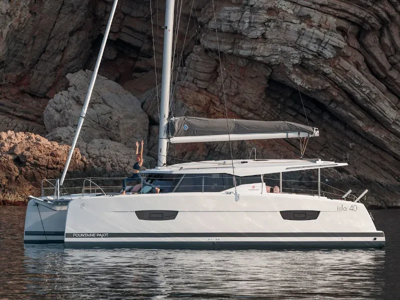 Isla 40 My Way boat image