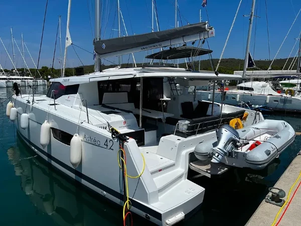 Astréa 42 Jami boat image