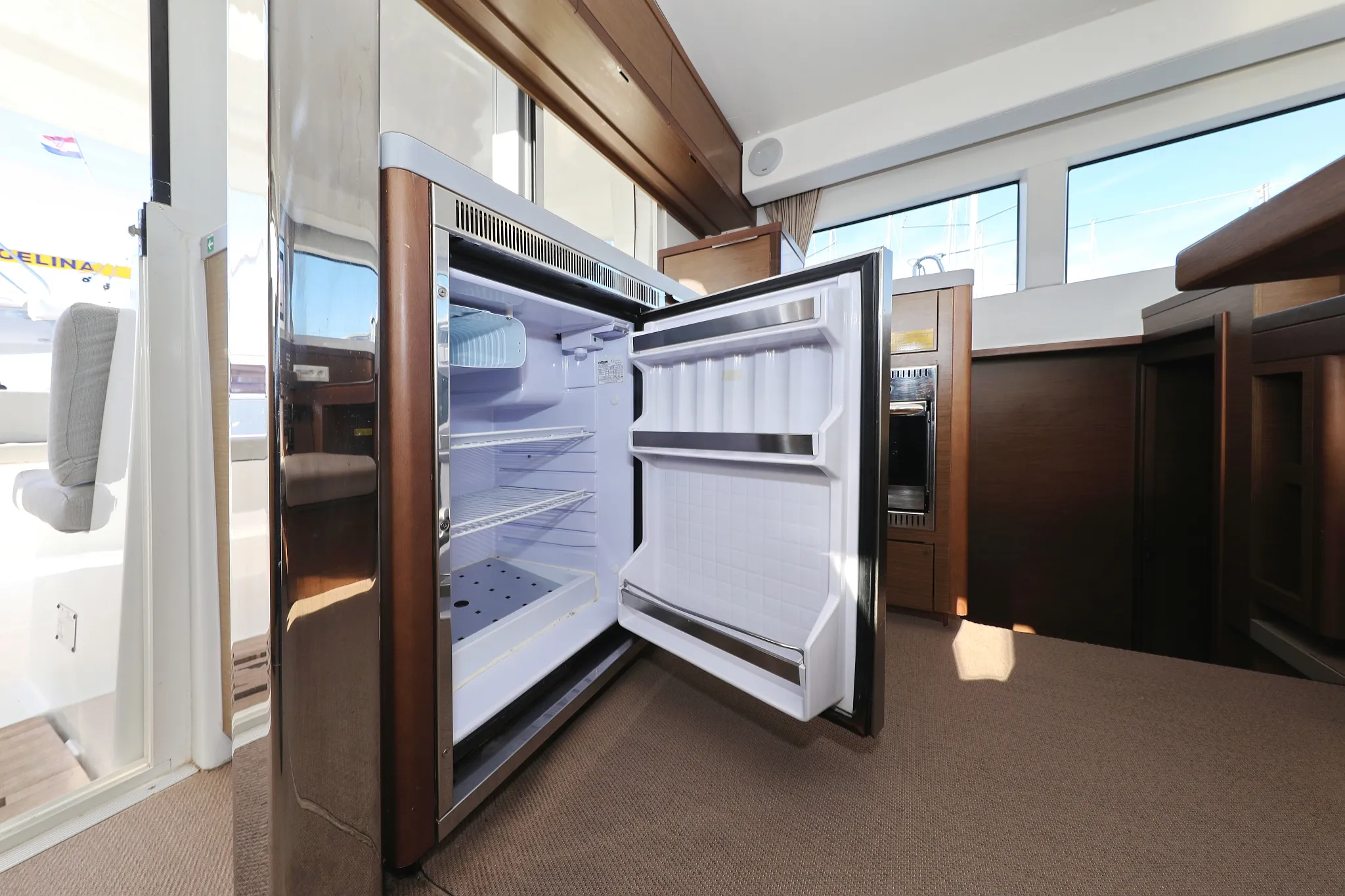 Image slide 13516