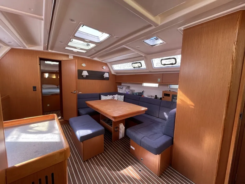 Image slide 135210