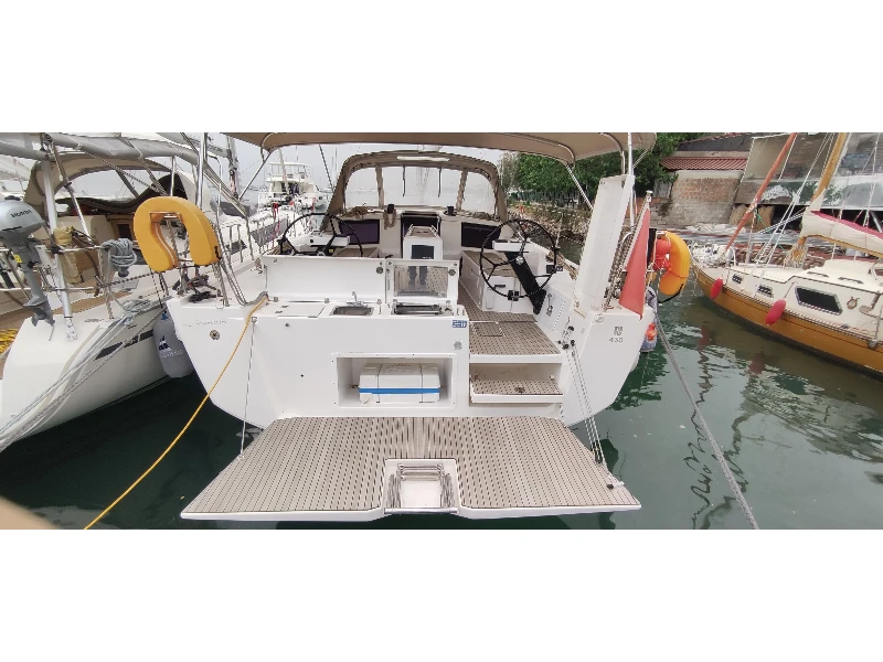 Dufour 430 Enki boat image