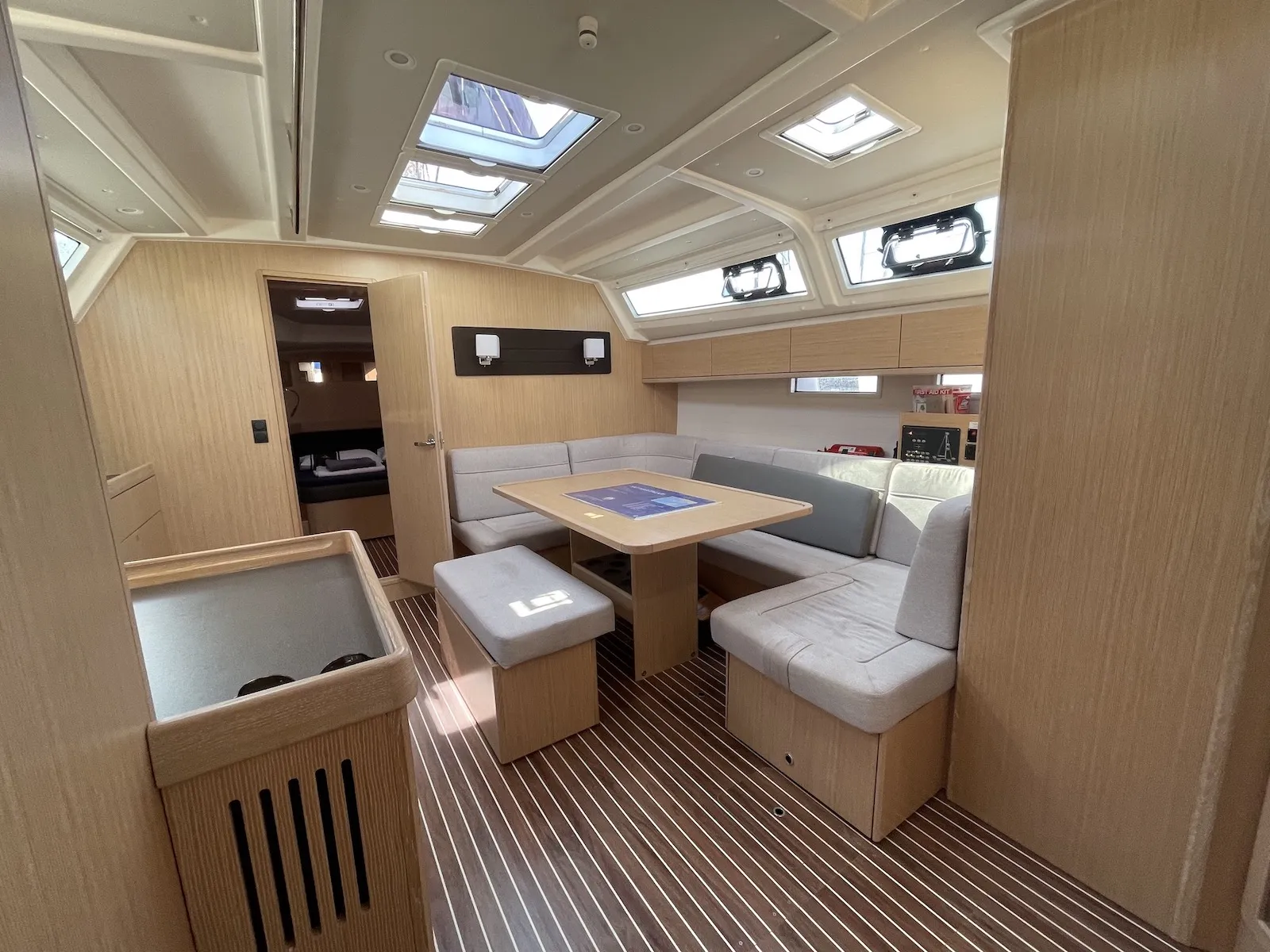 Image slide 135412