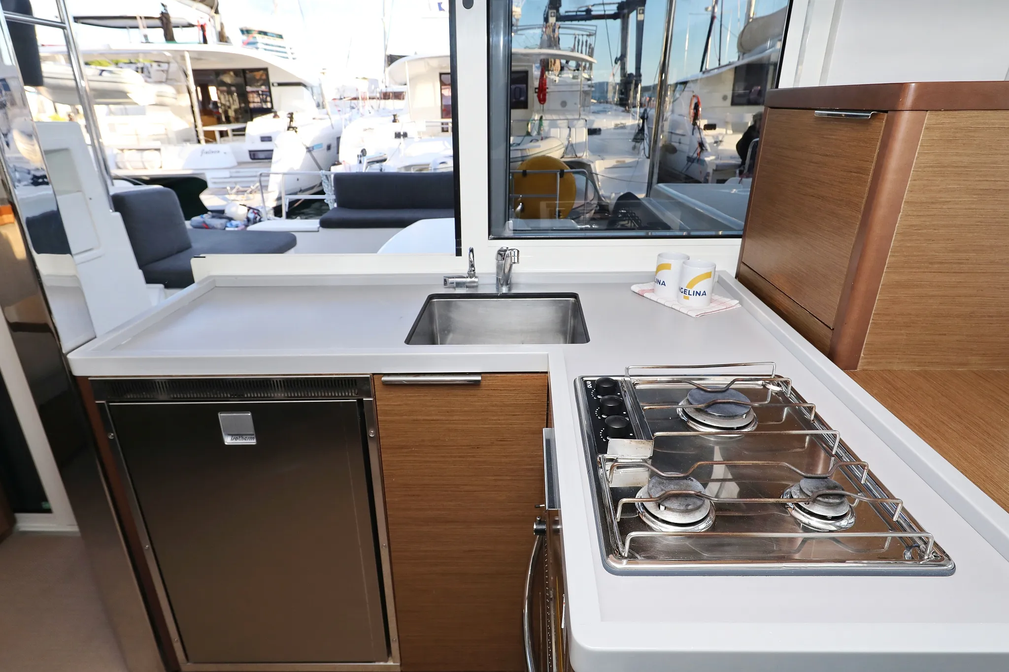 Image slide 13543