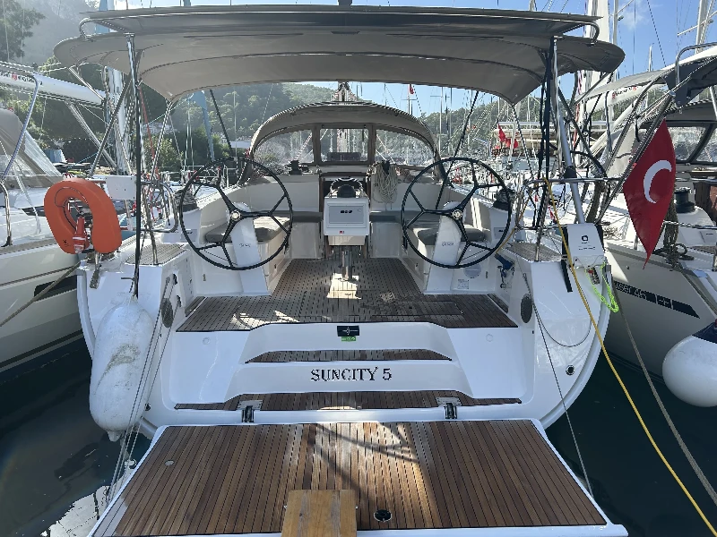 Bavaria 46 Cruiser Suncity 5 boat image