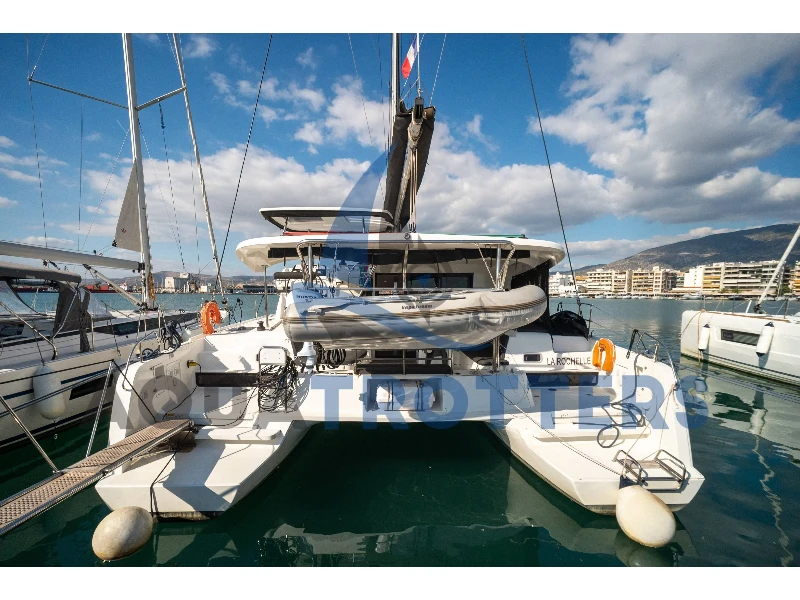 Lagoon 42 Silver VIII  (A/C and Generator) boat image