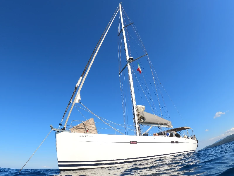 Imagem do barco Hanse 540e Yannis 65 s