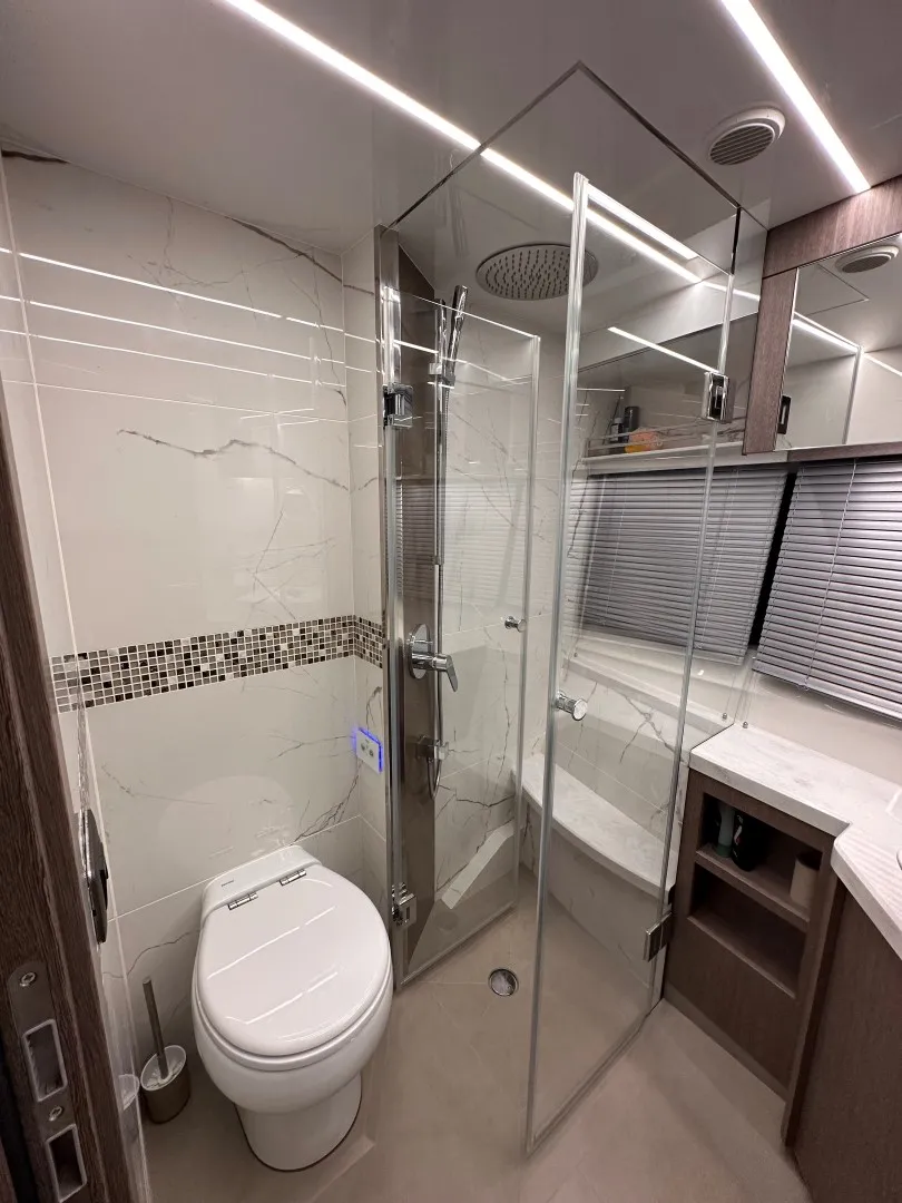 Image slide 135975