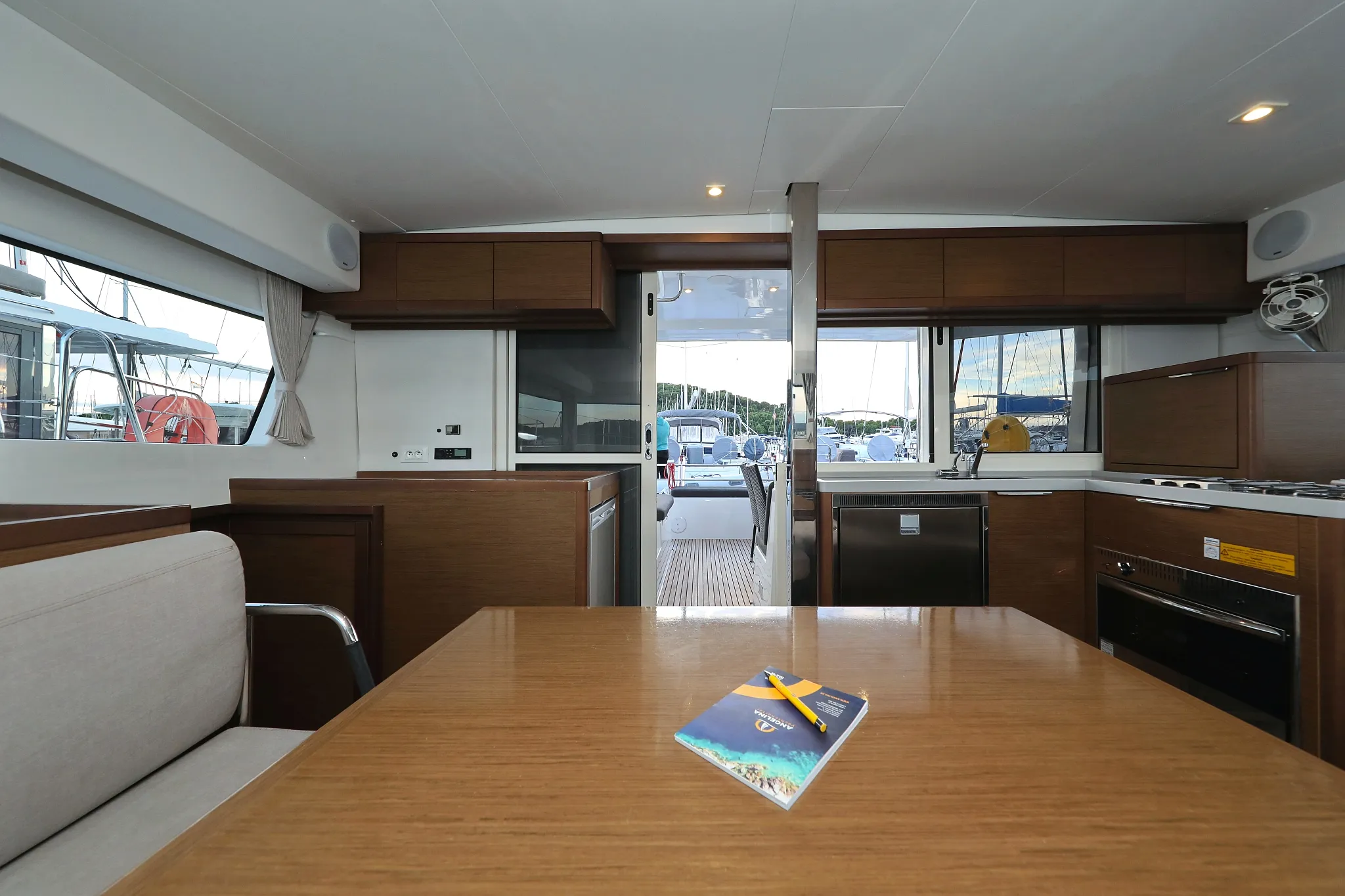 Image slide 13598