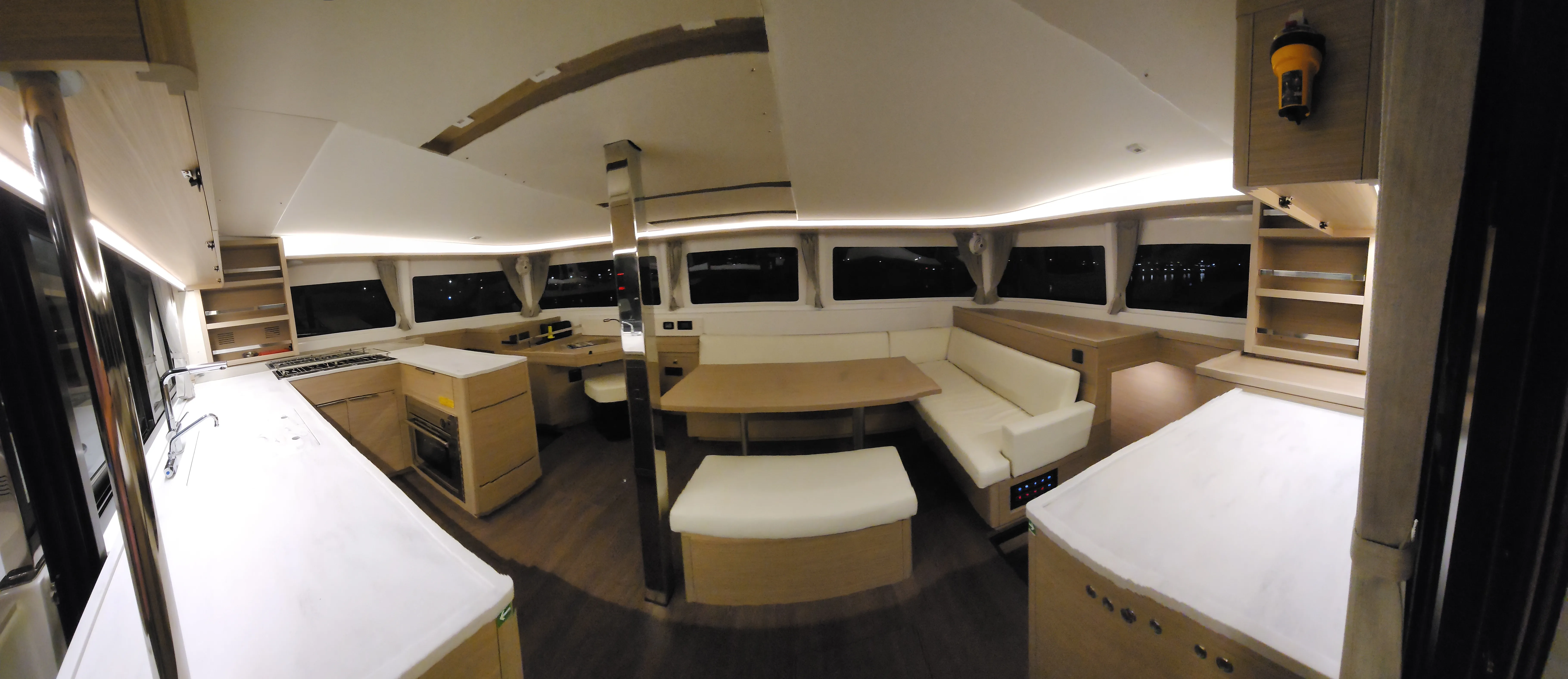 Image slide 136003