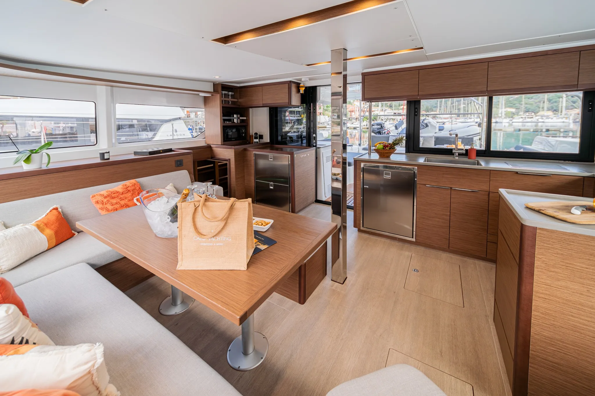 Image slide 136837
