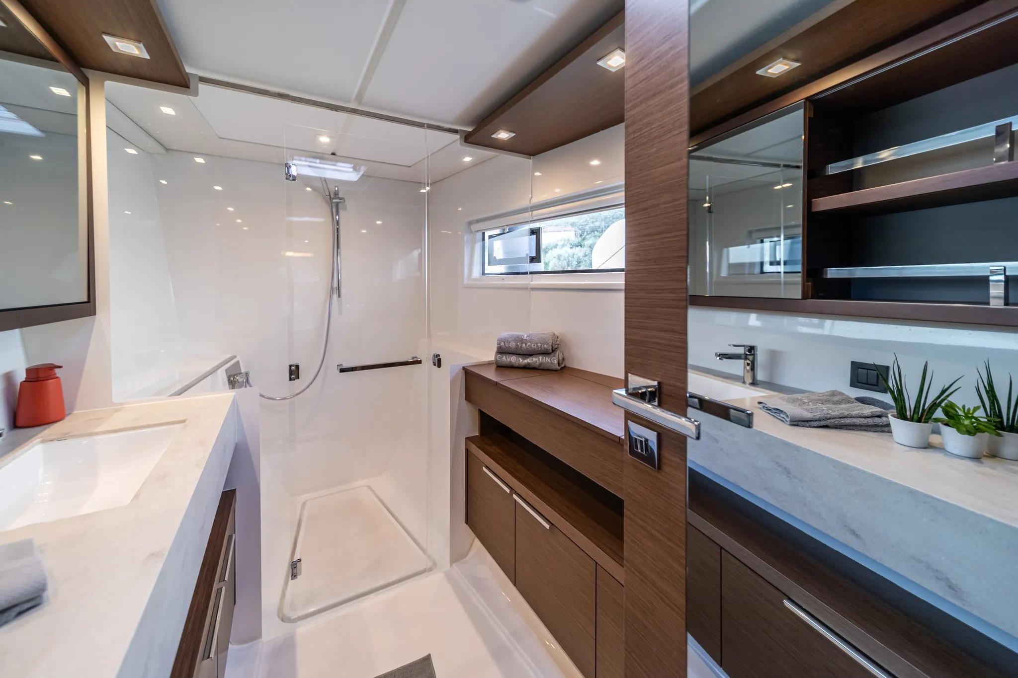 Image slide 136839