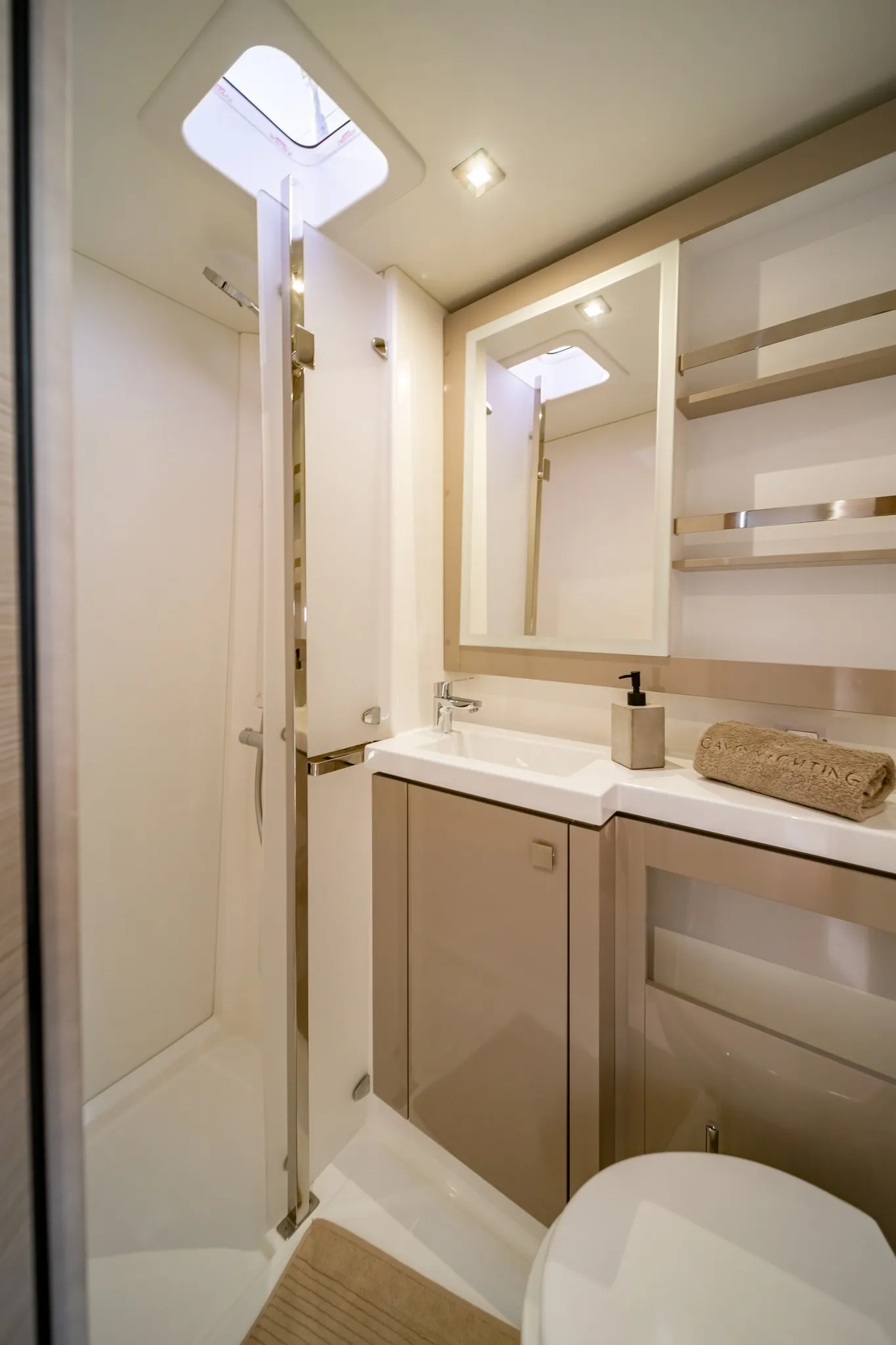 Image slide 136852