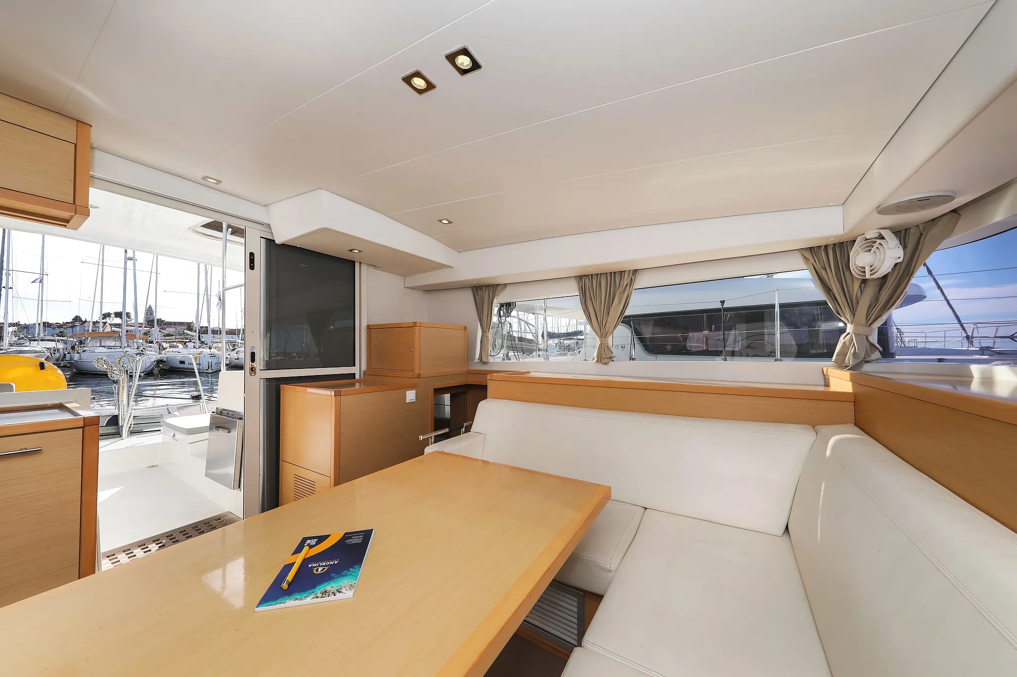 Image slide 13686