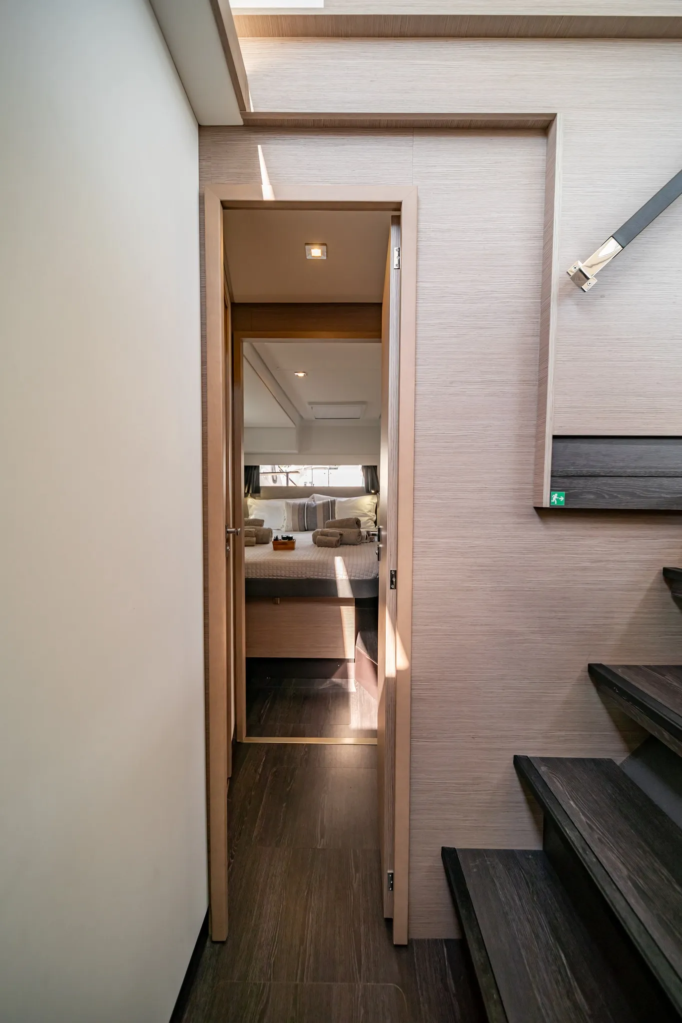 Image slide 136863